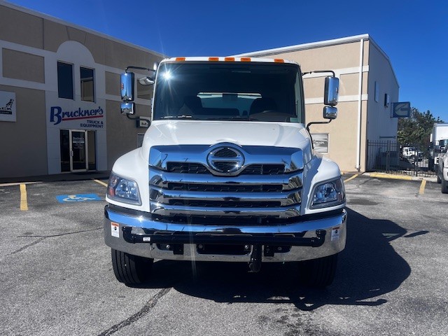 2026 Hino L7 - image 10