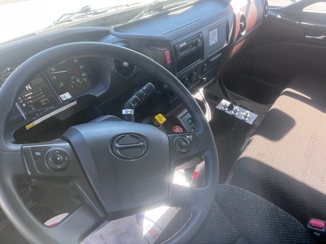 2026 Hino L7 - image 9