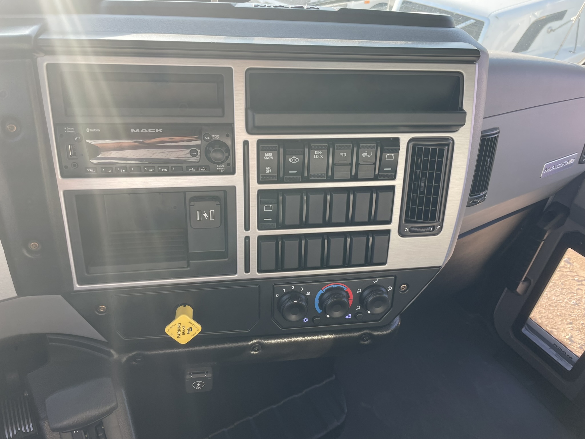 2026 Mack - image 10