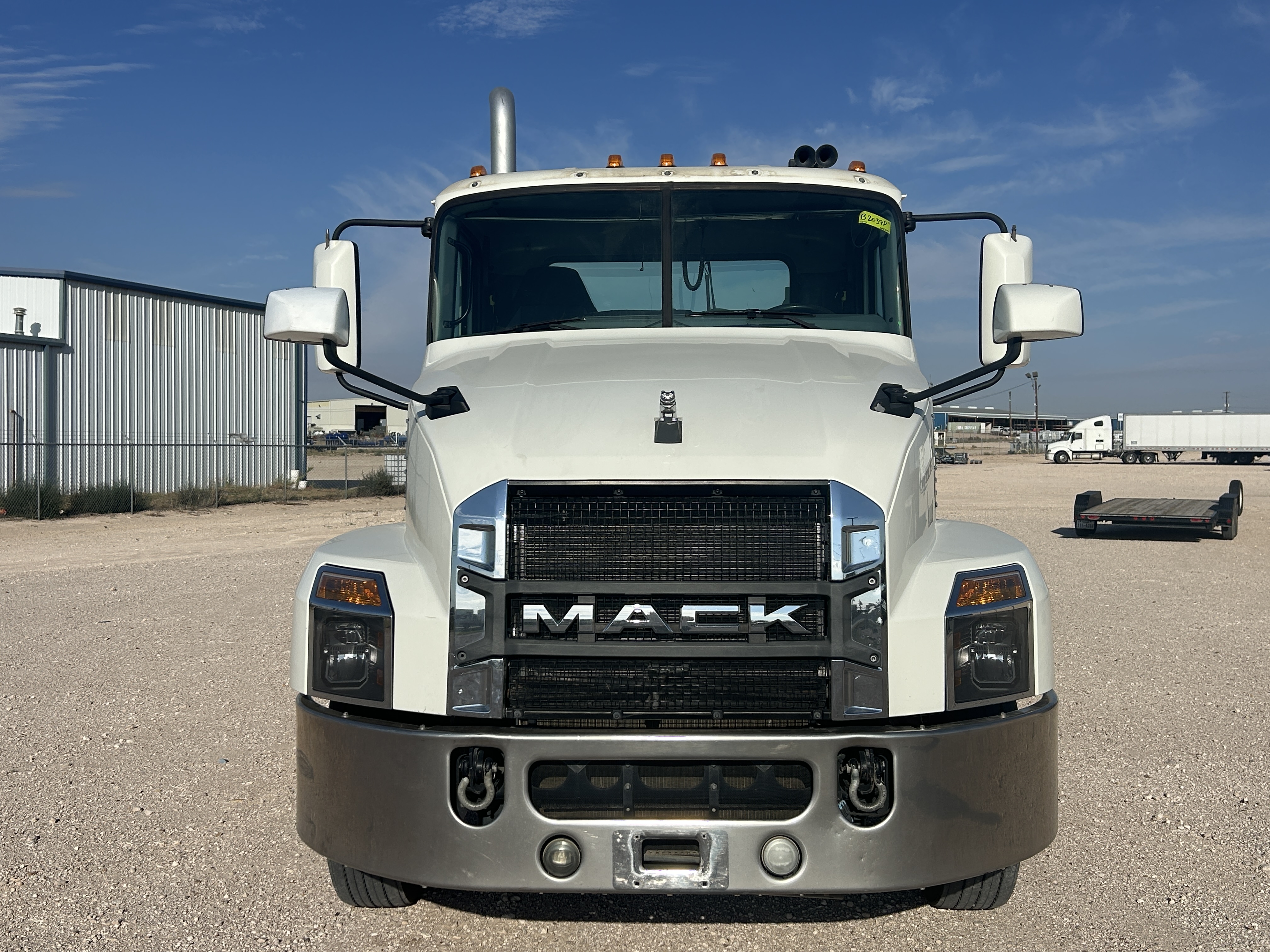 2019 Mack - image 2