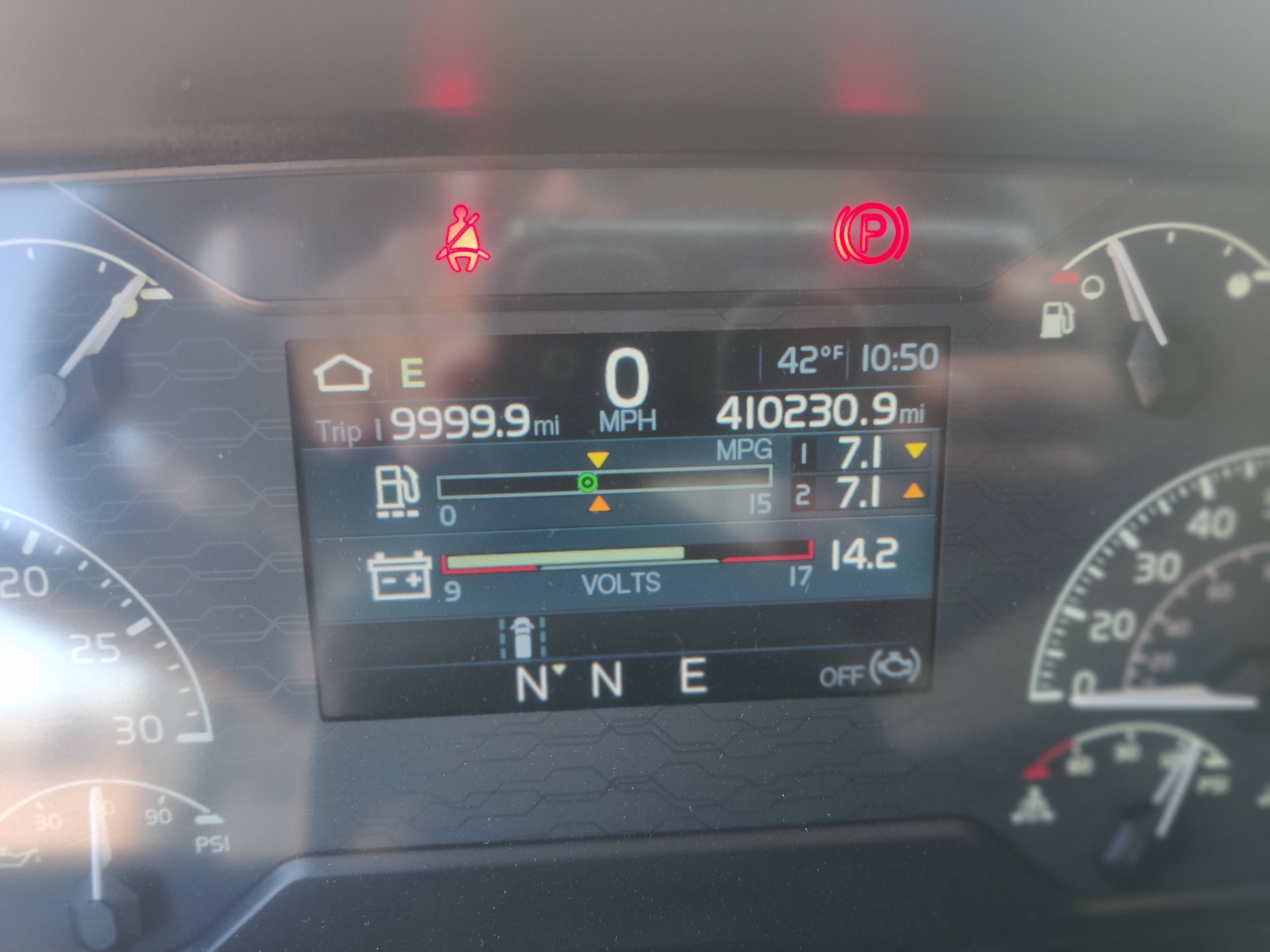 2021 Volvo - image 14