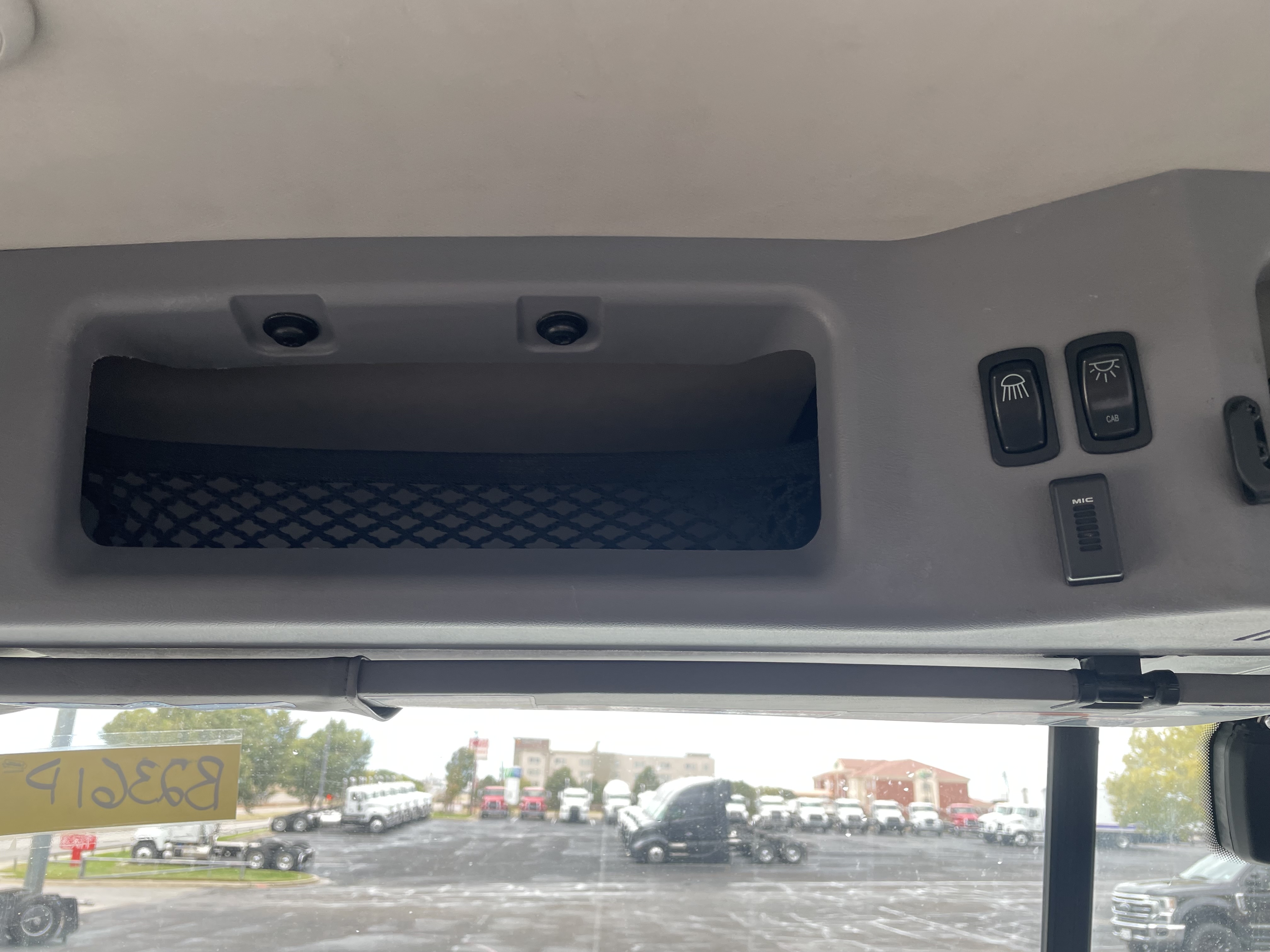 2020 Mack - image 16