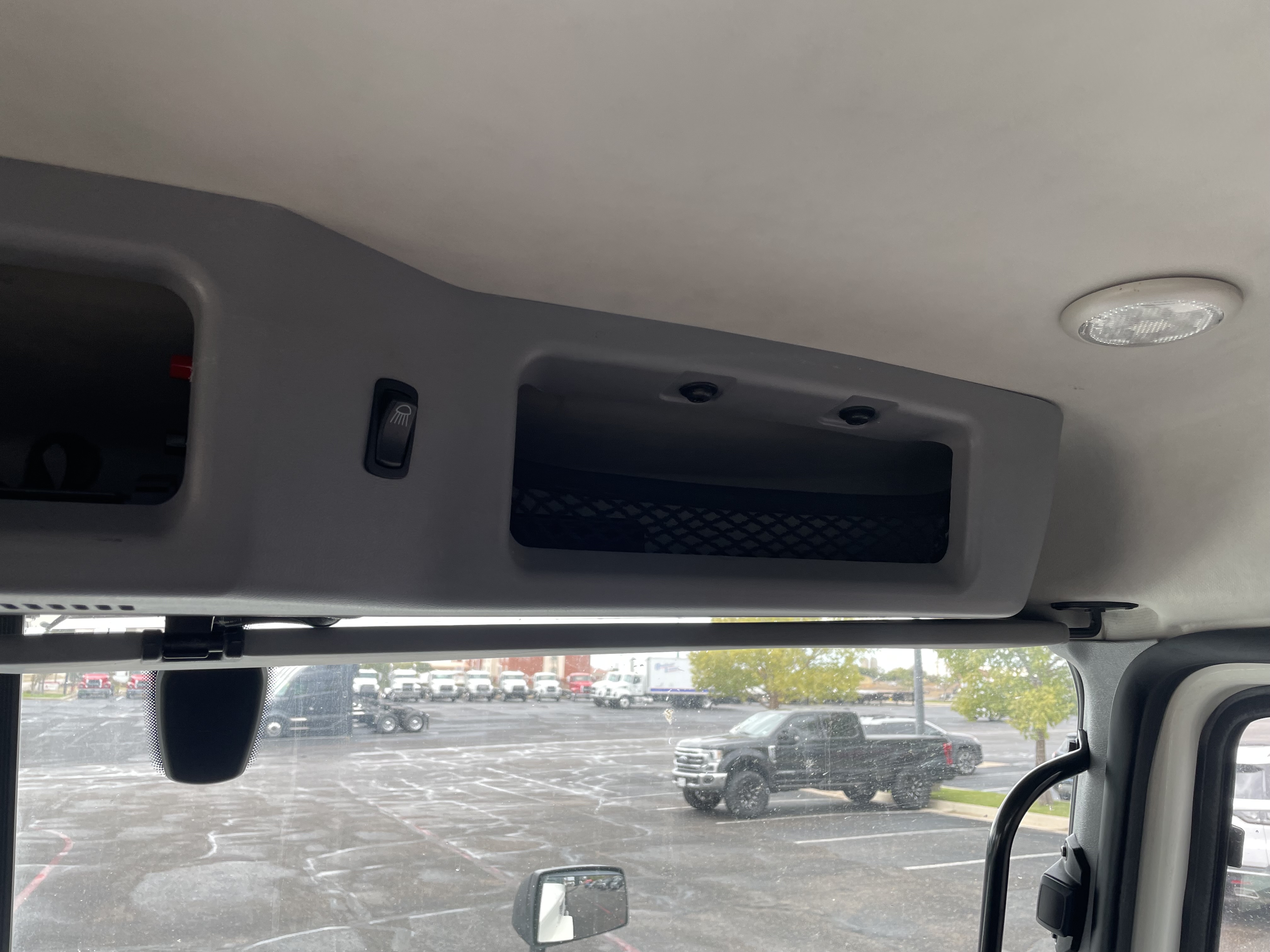 2020 Mack - image 17