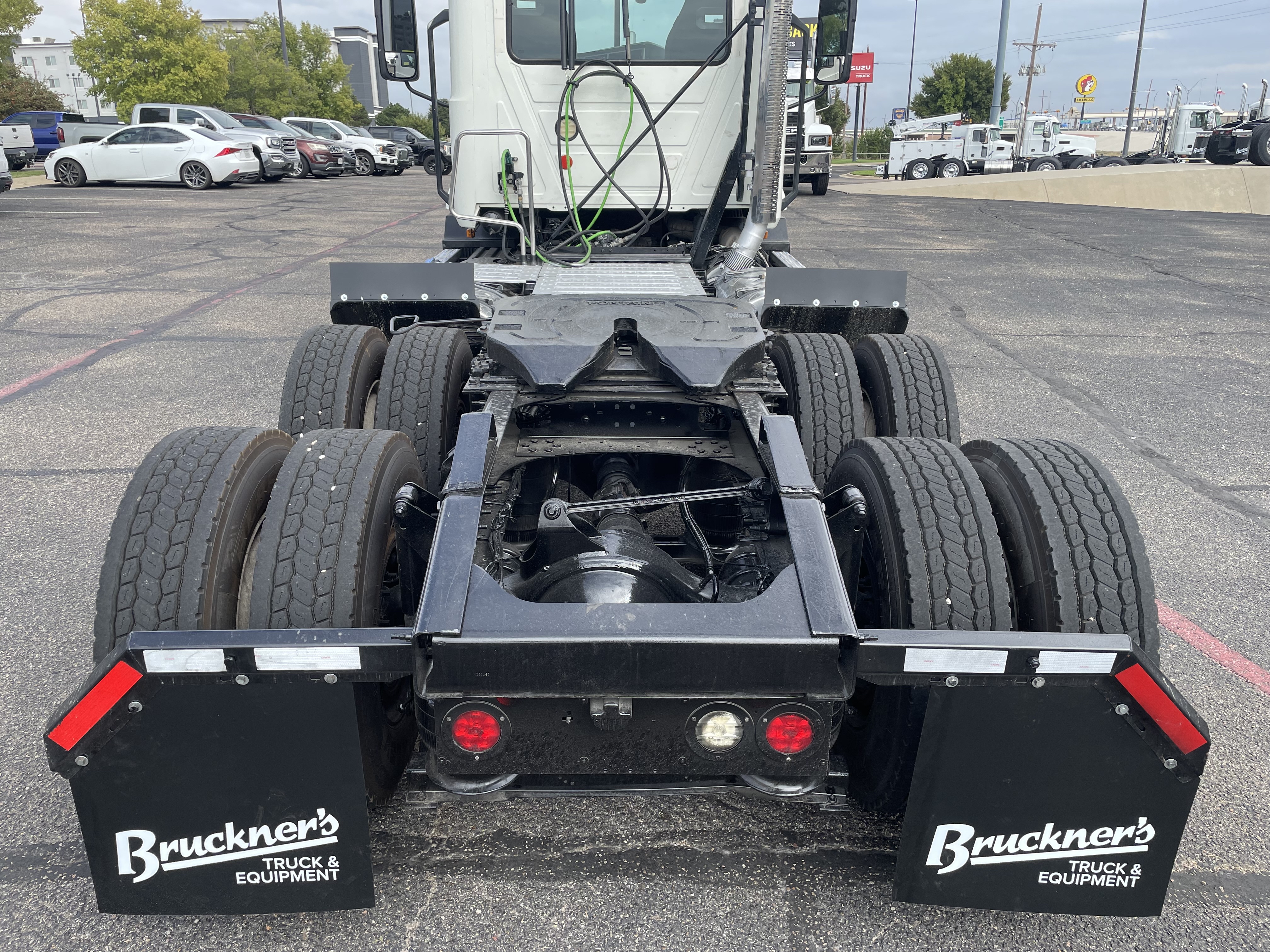 2020 Mack - image 10