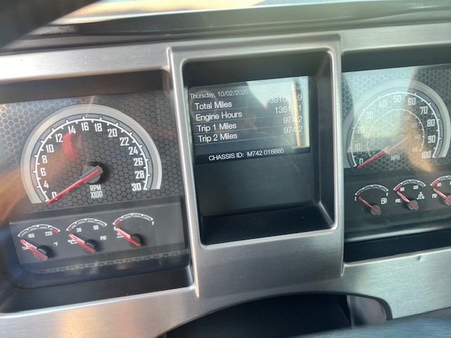 2020 Mack - image 12