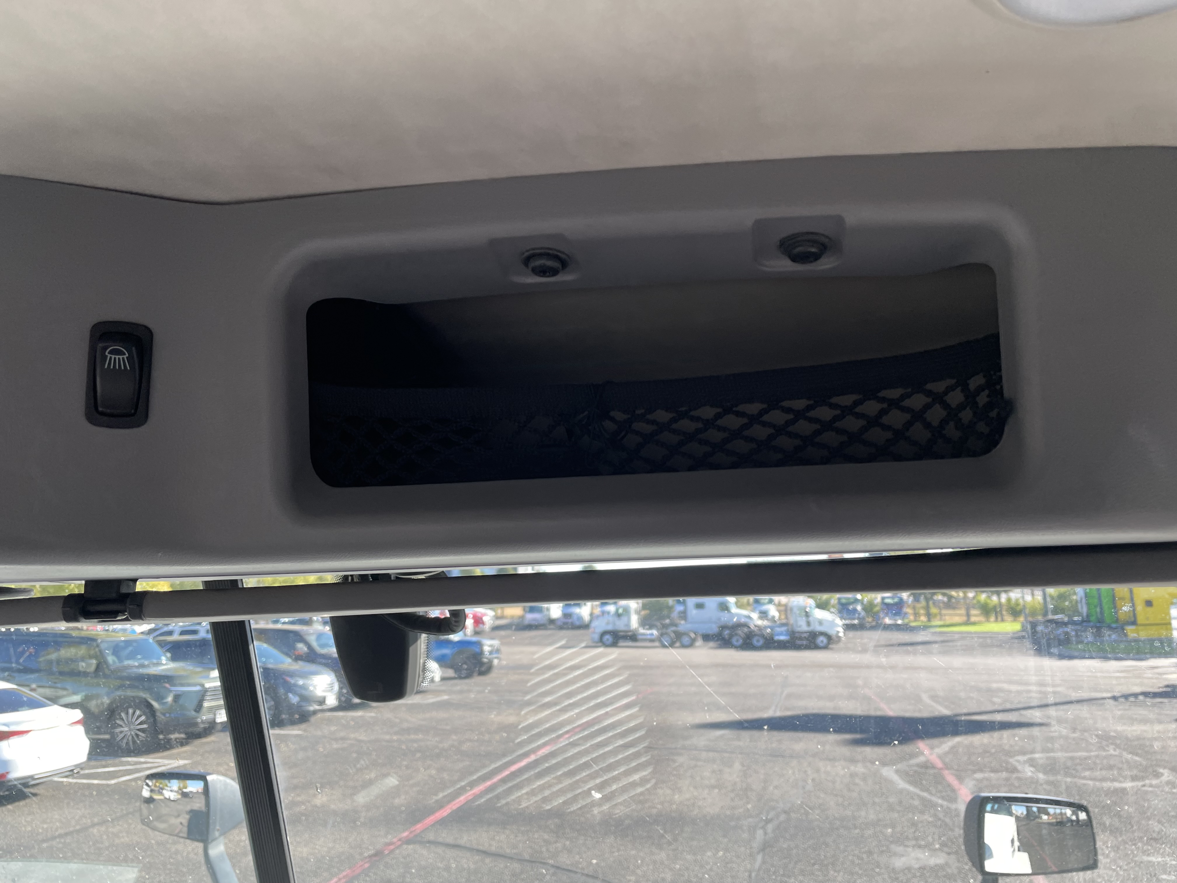 2020 Mack - image 18