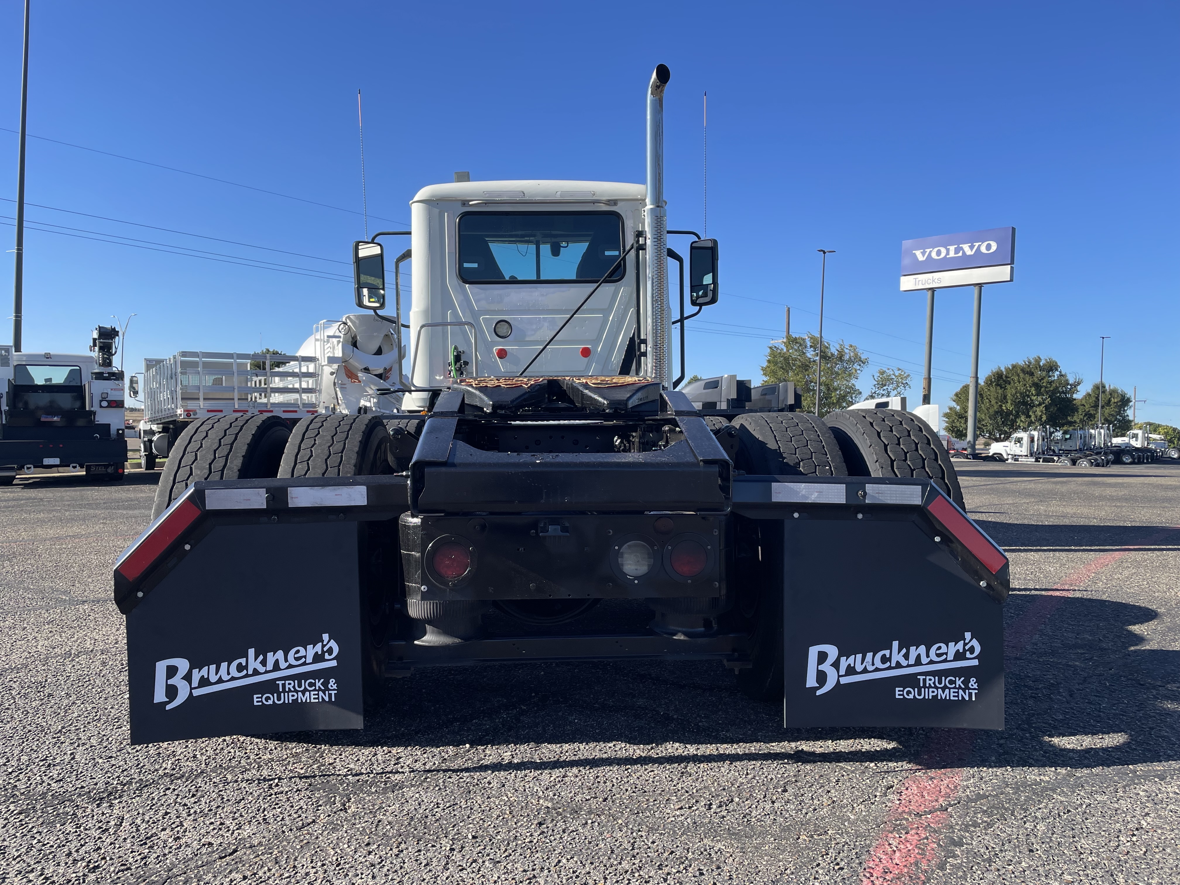 2020 Mack - image 10