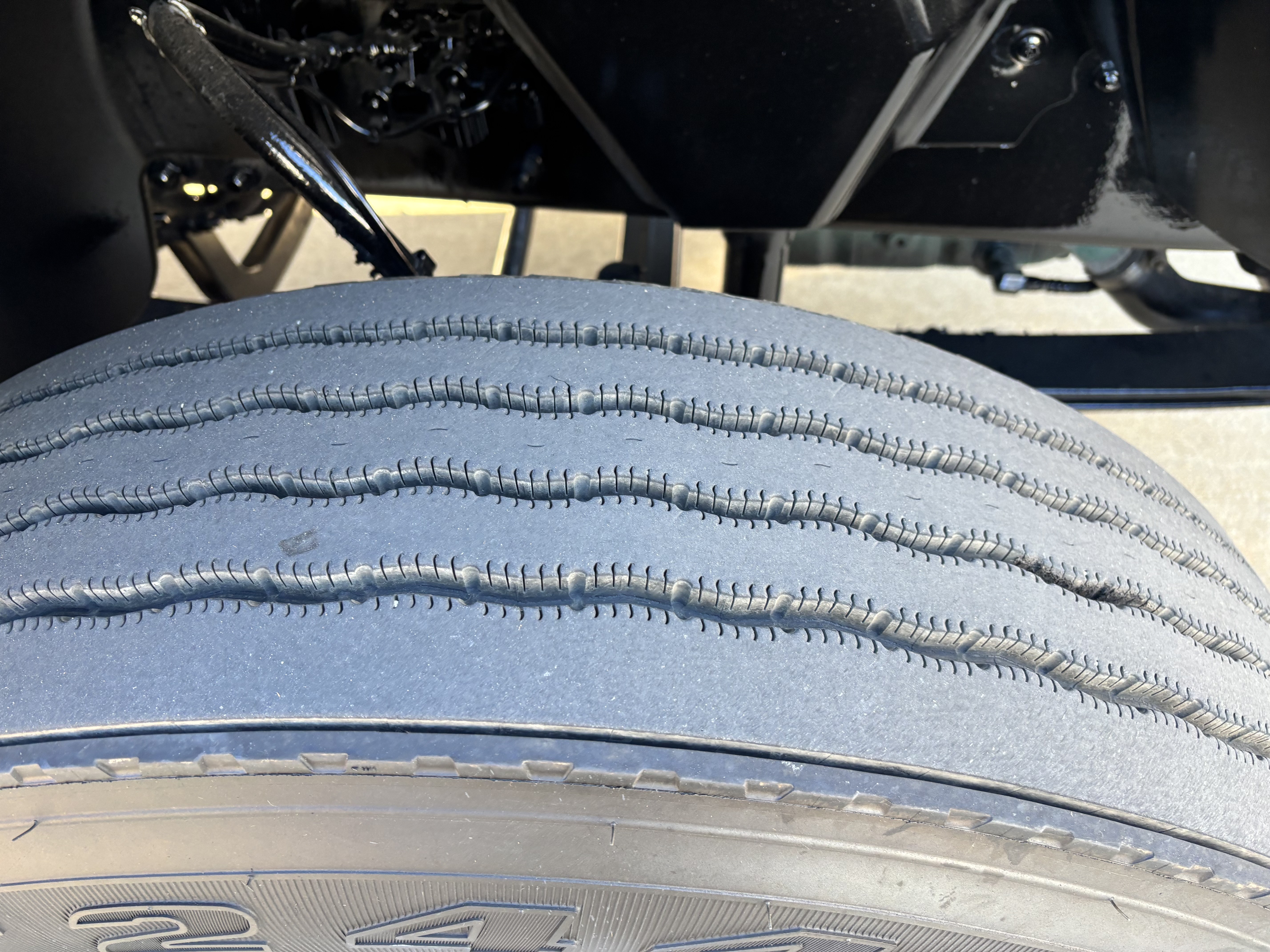 2023 Volvo - image 11