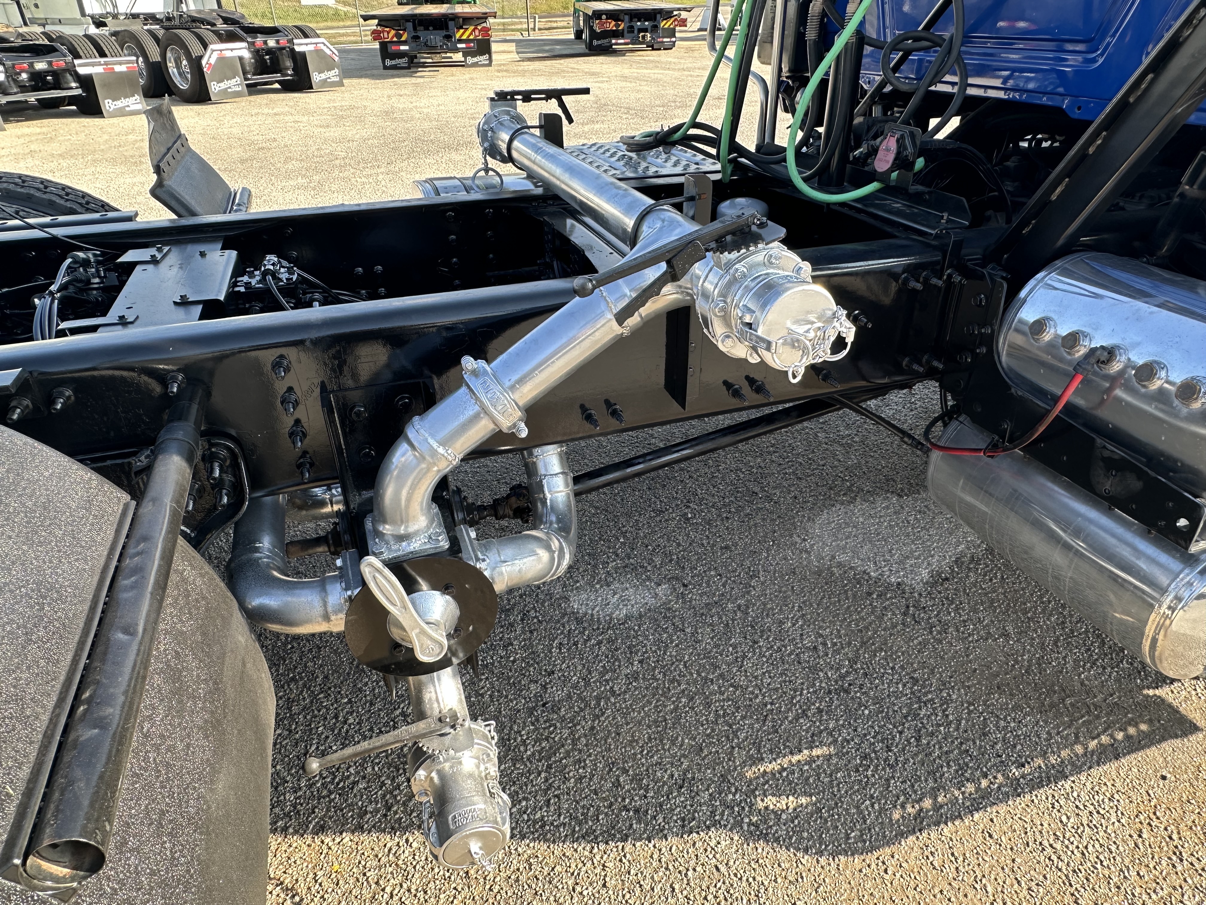 2023 Mack Granite - image 9