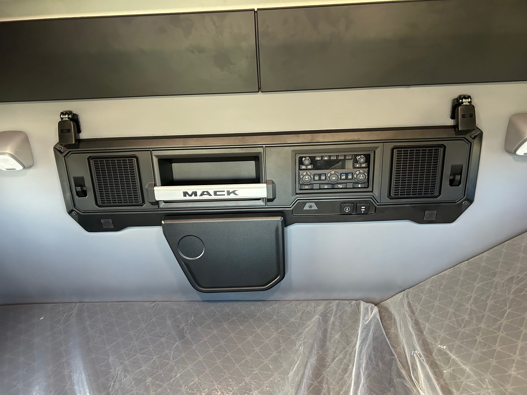 2026 Mack - image 14