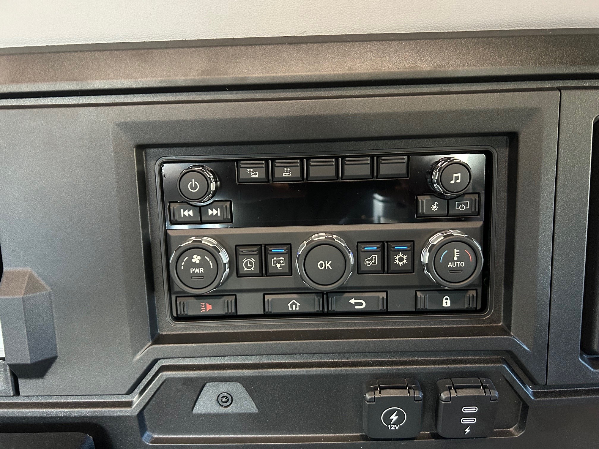 2026 Mack - image 15