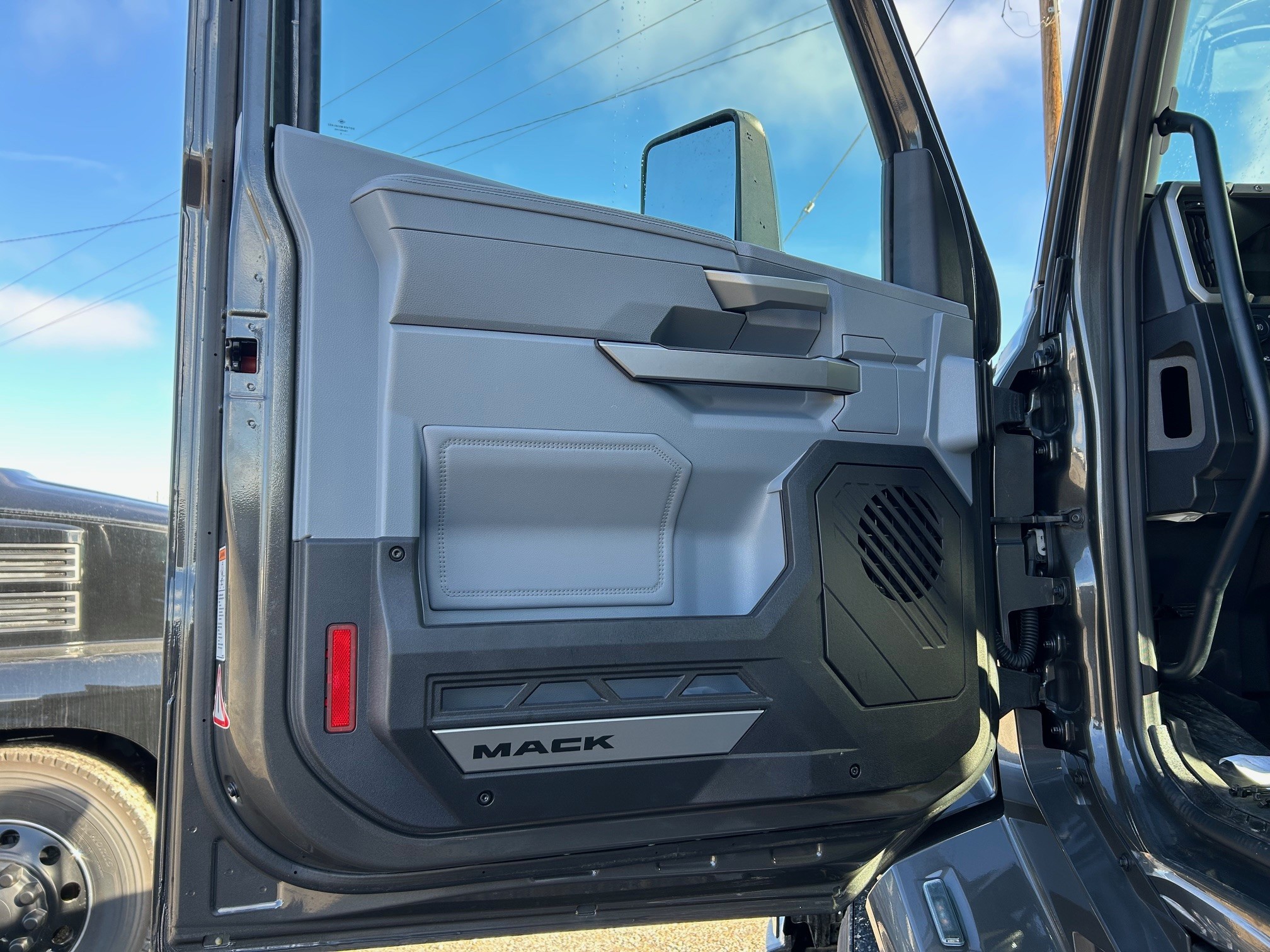 2026 Mack - image 17