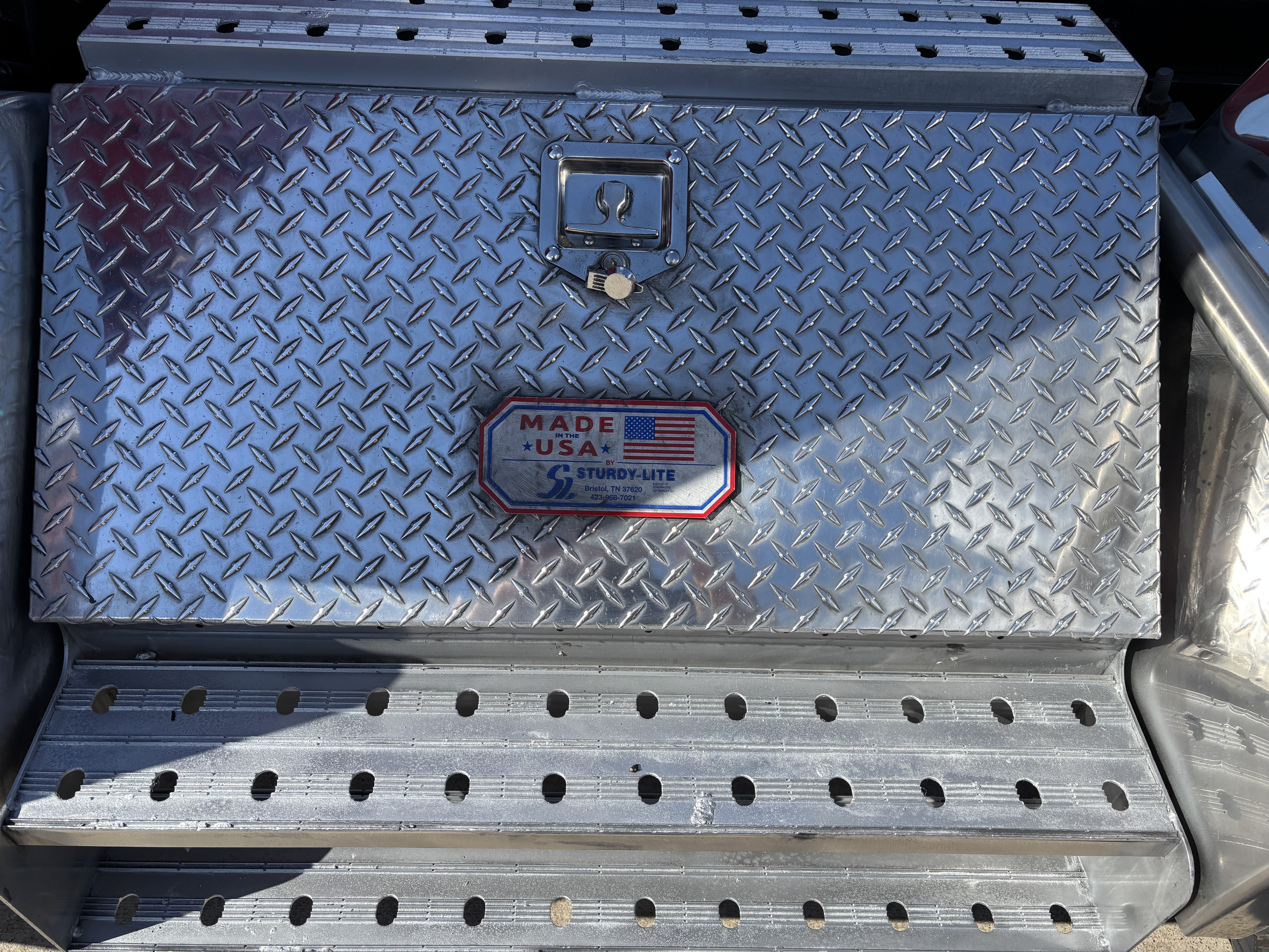 2023 Volvo - image 17