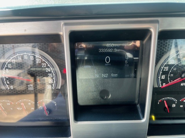 2021 Mack - image 13