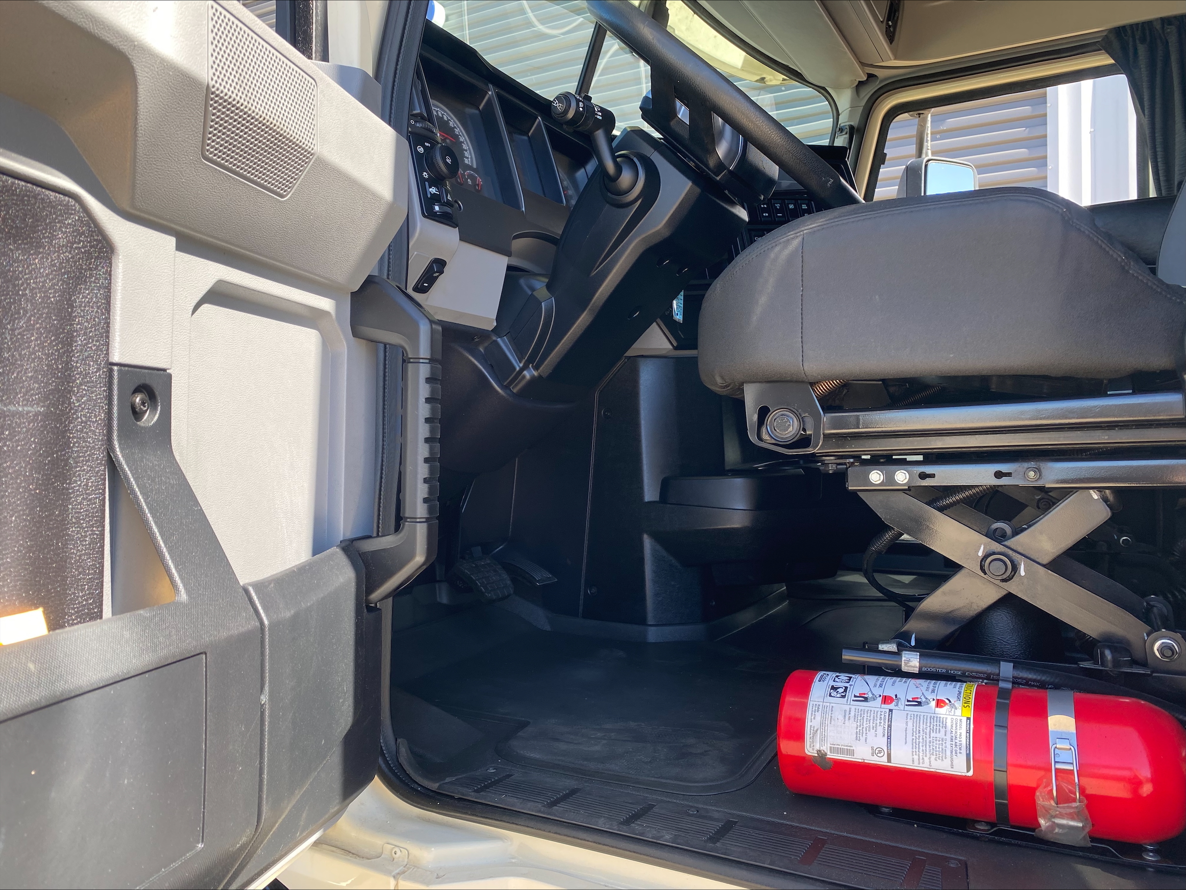 2023 Mack - image 10