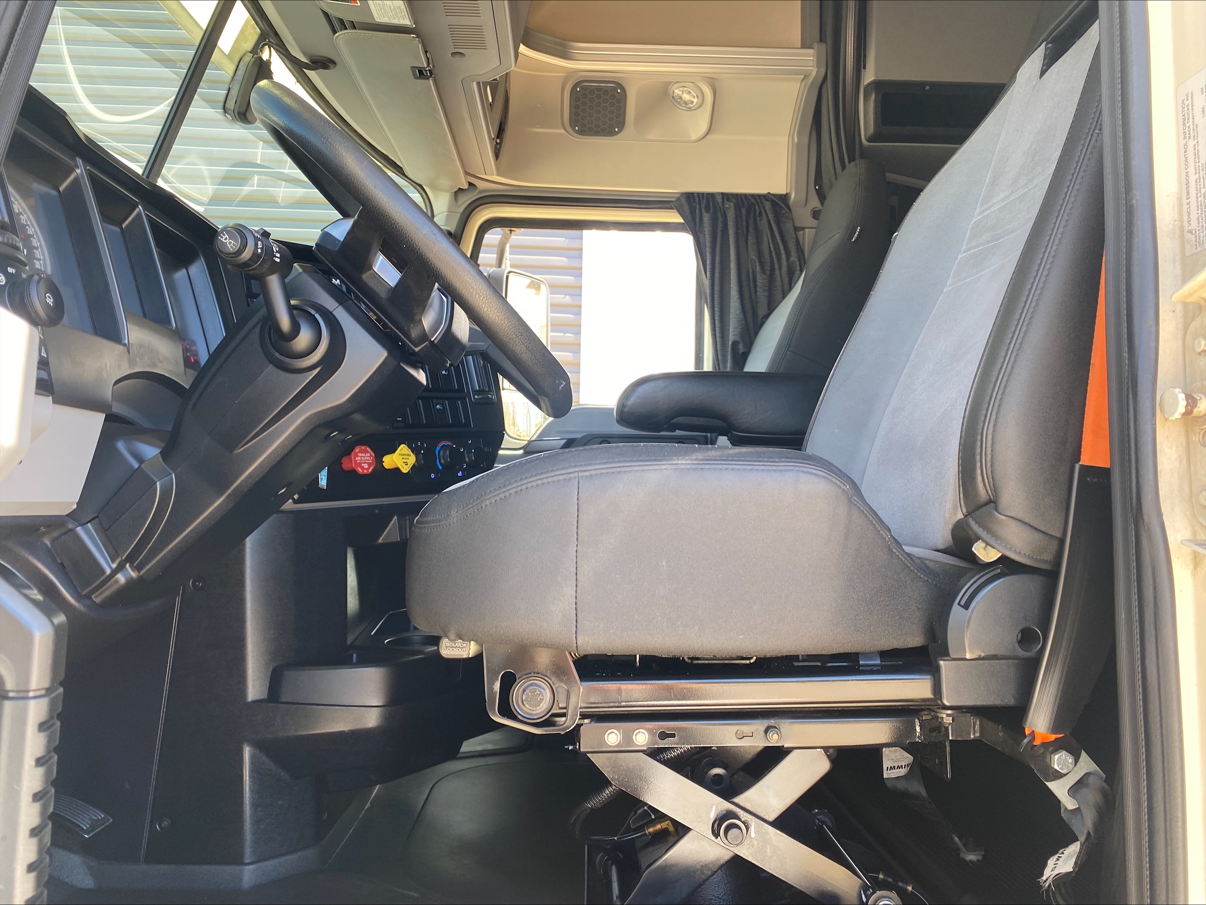 2023 Mack - image 11