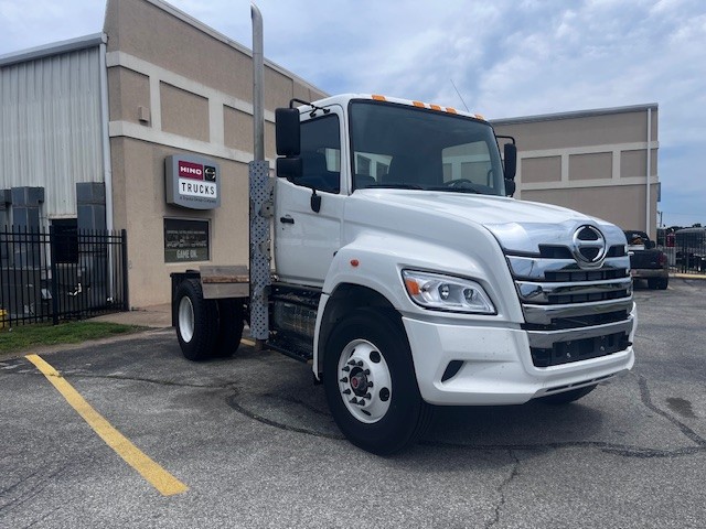 2026 Hino XL7 - image 3