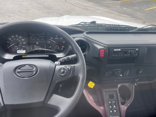 2026 Hino XL7 - image 9