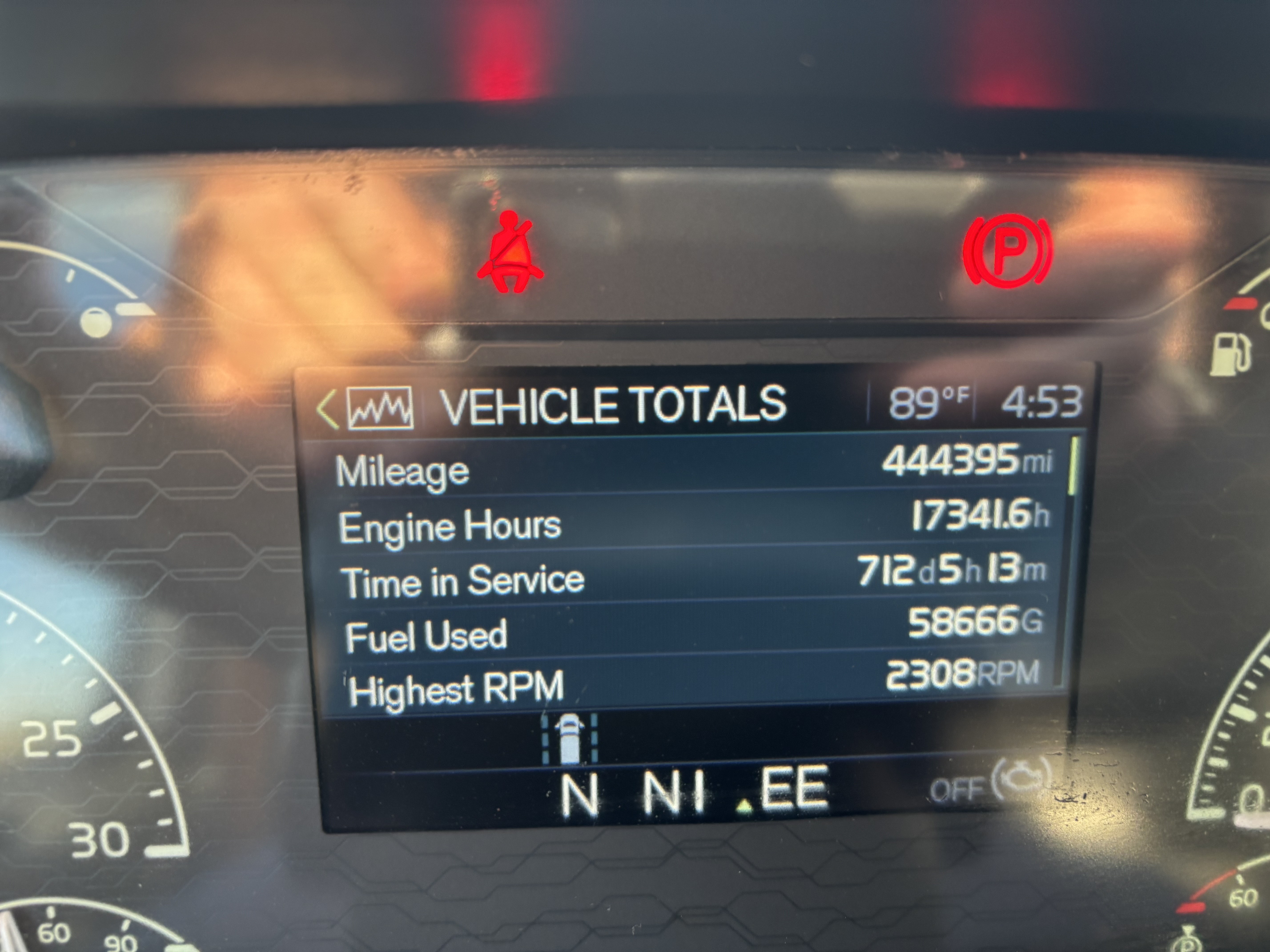 2023 Volvo - image 29