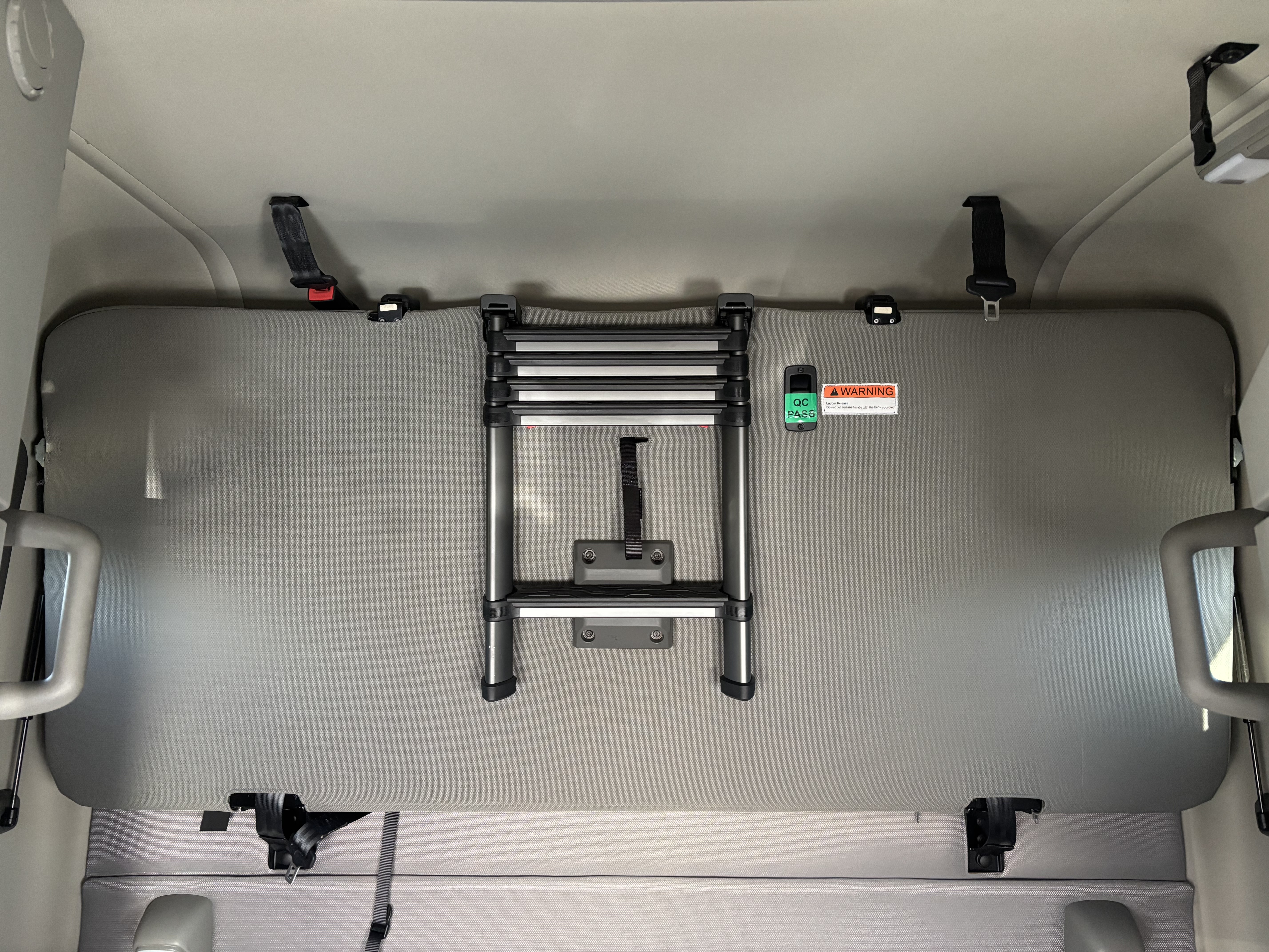 2023 Volvo - image 25