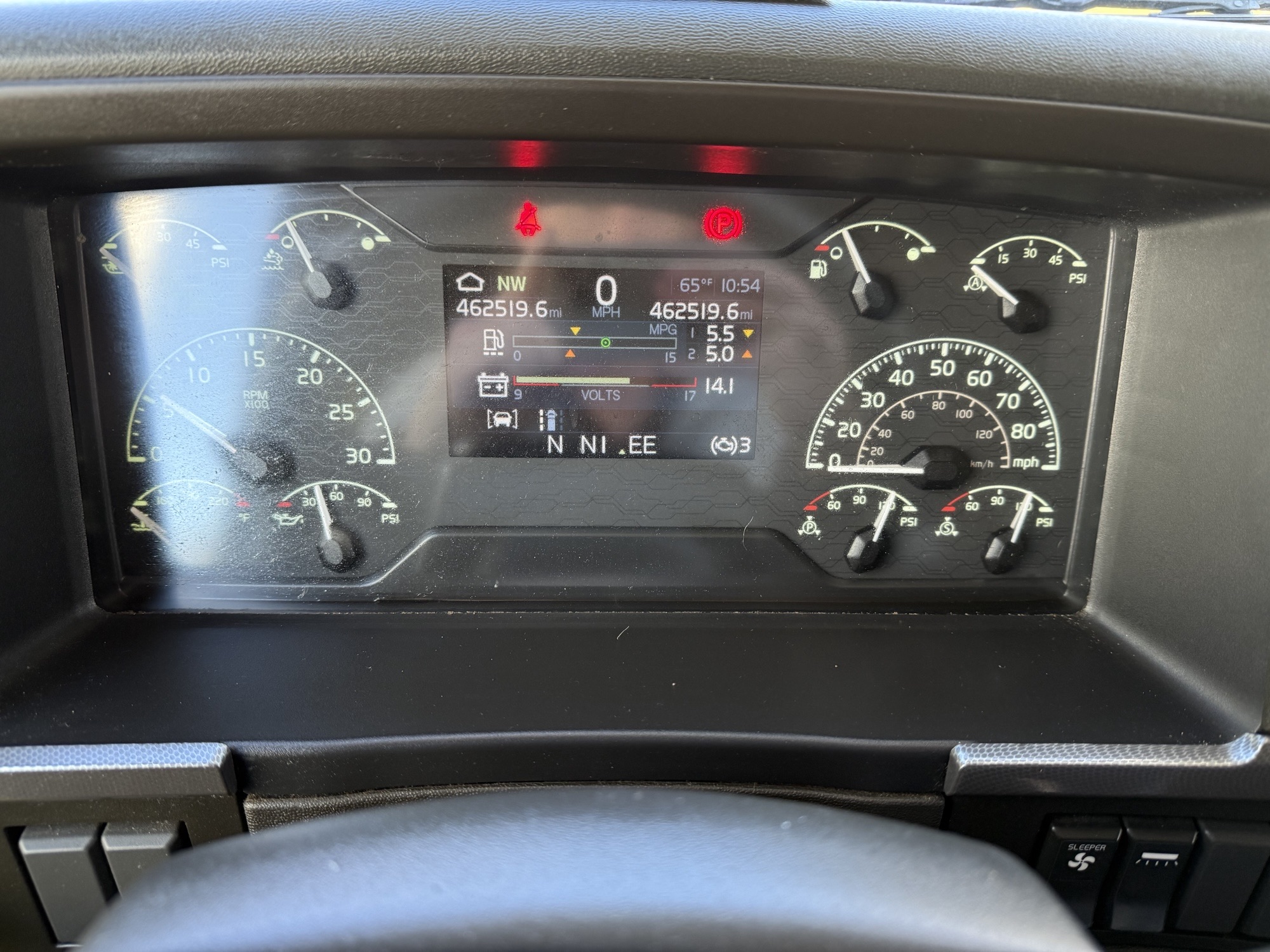 2023 Volvo - image 18