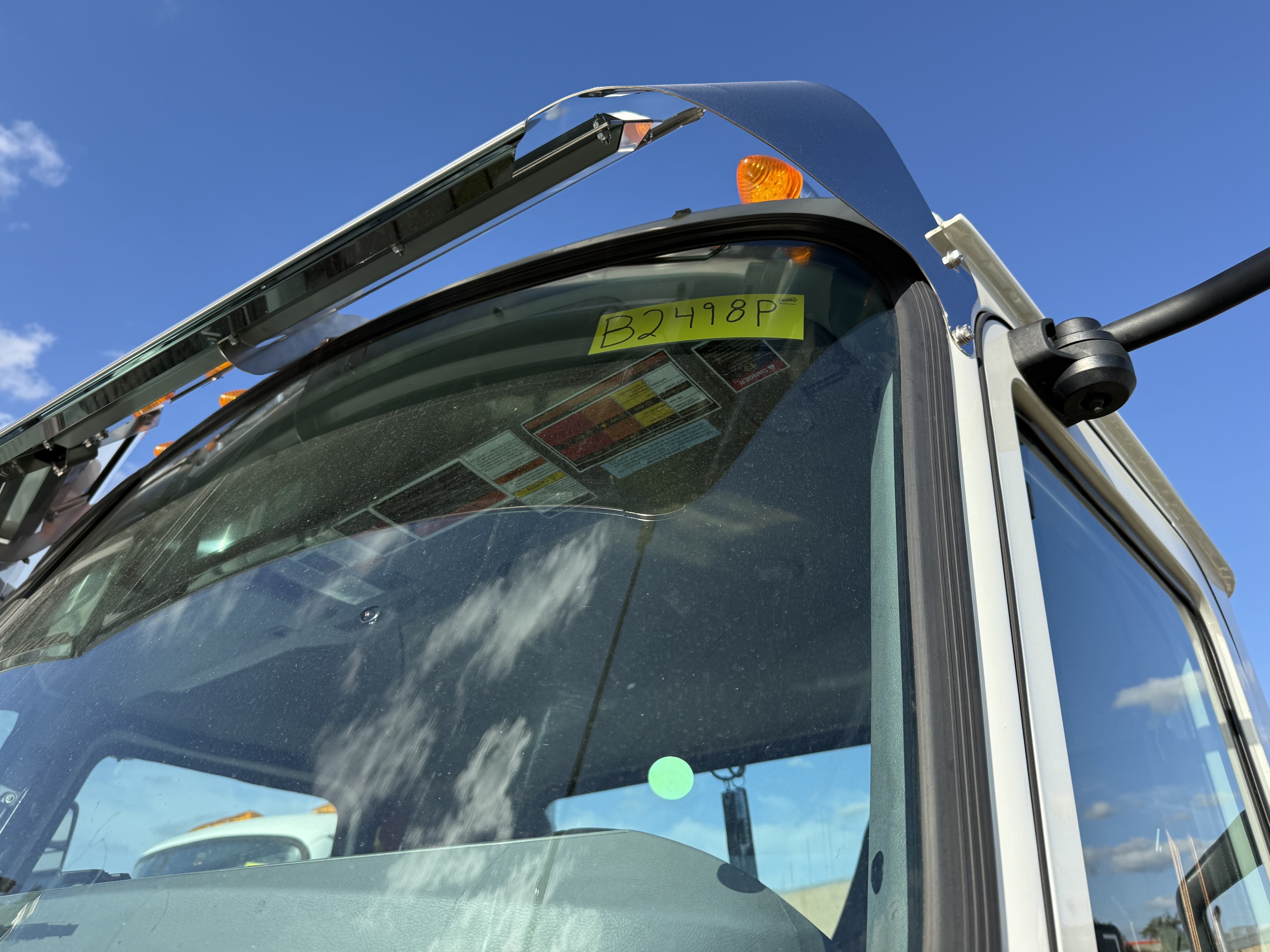 2021 Mack - image 28