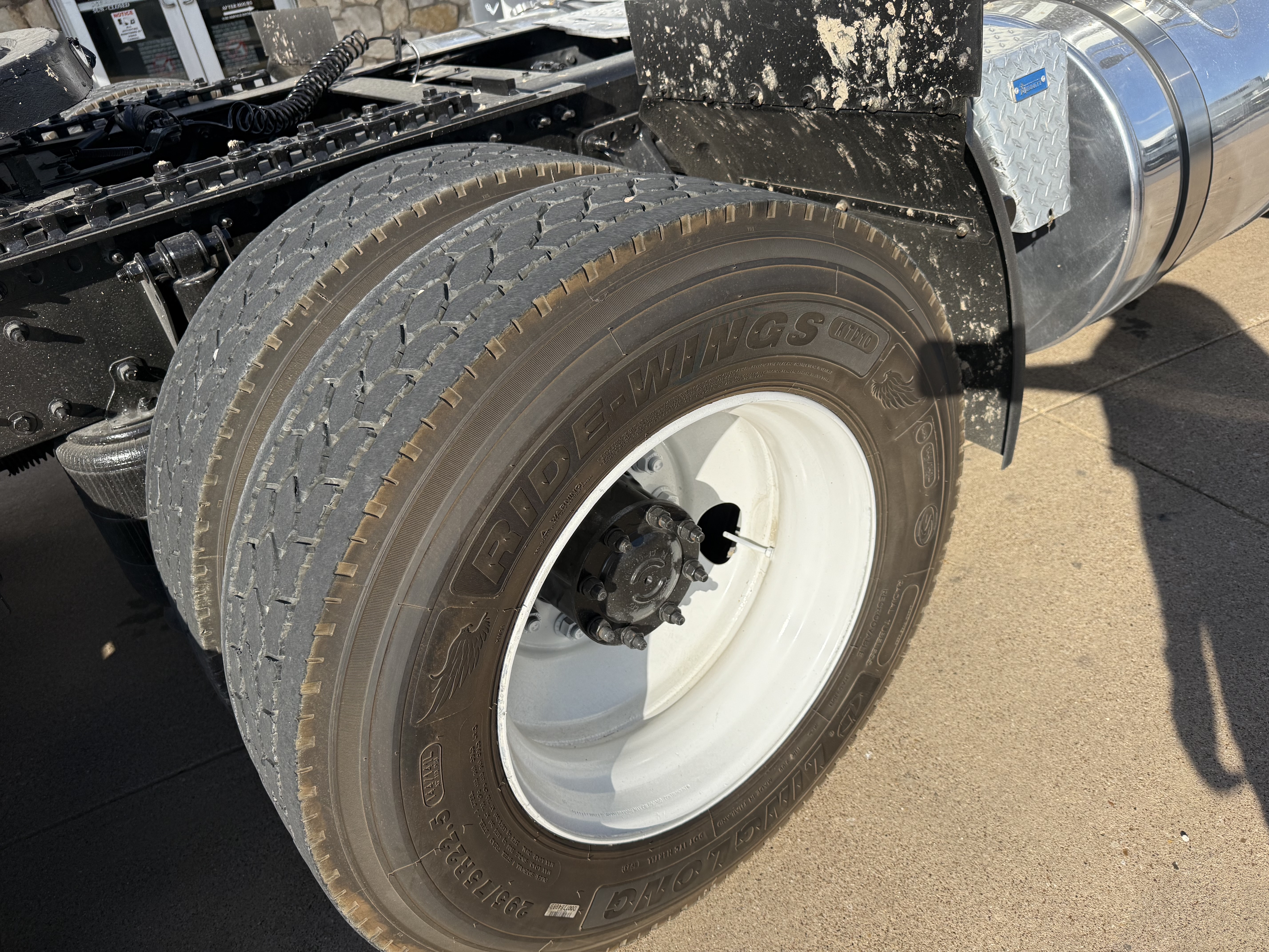 2021 Mack - image 22