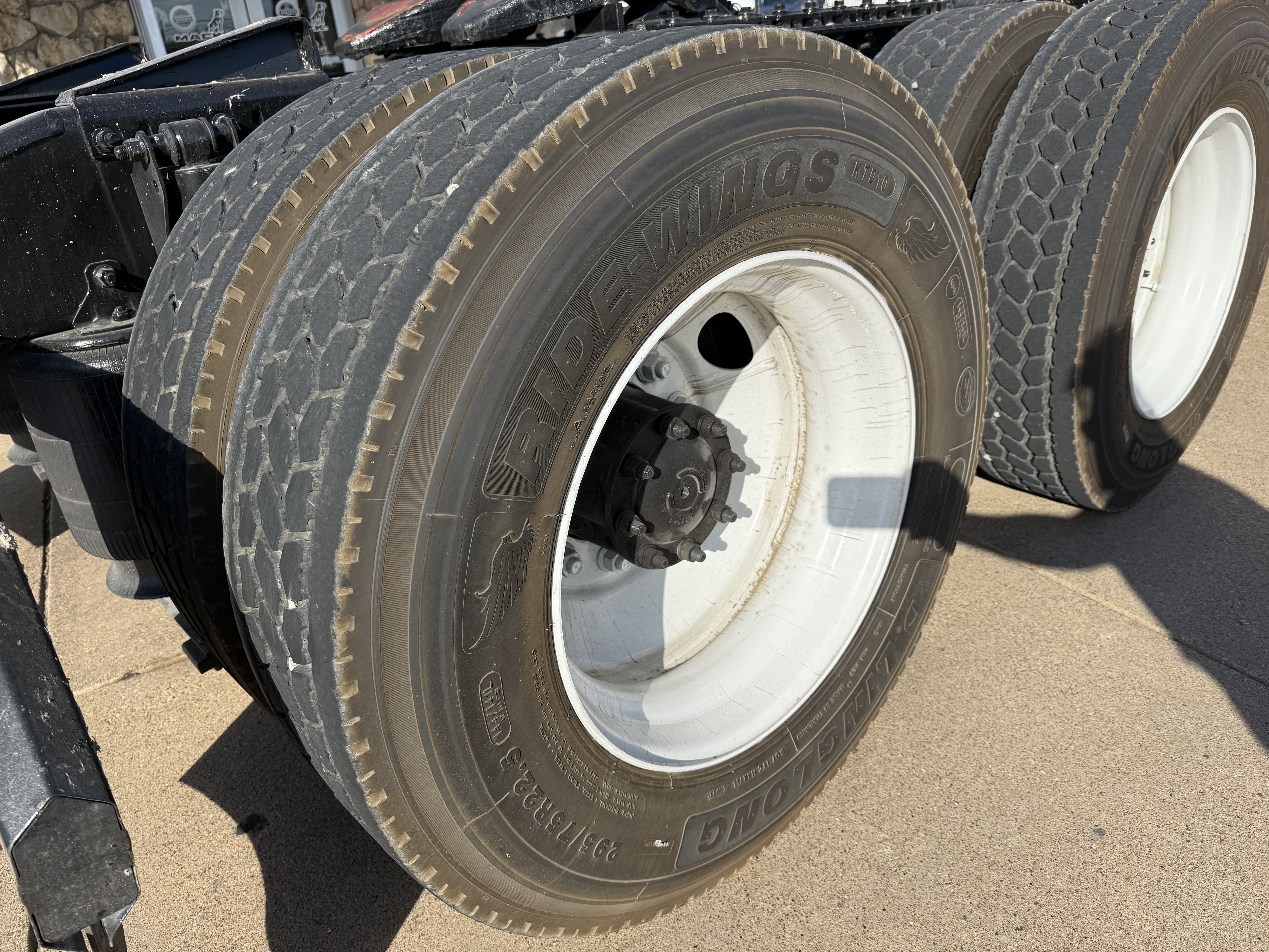 2021 Mack - image 27