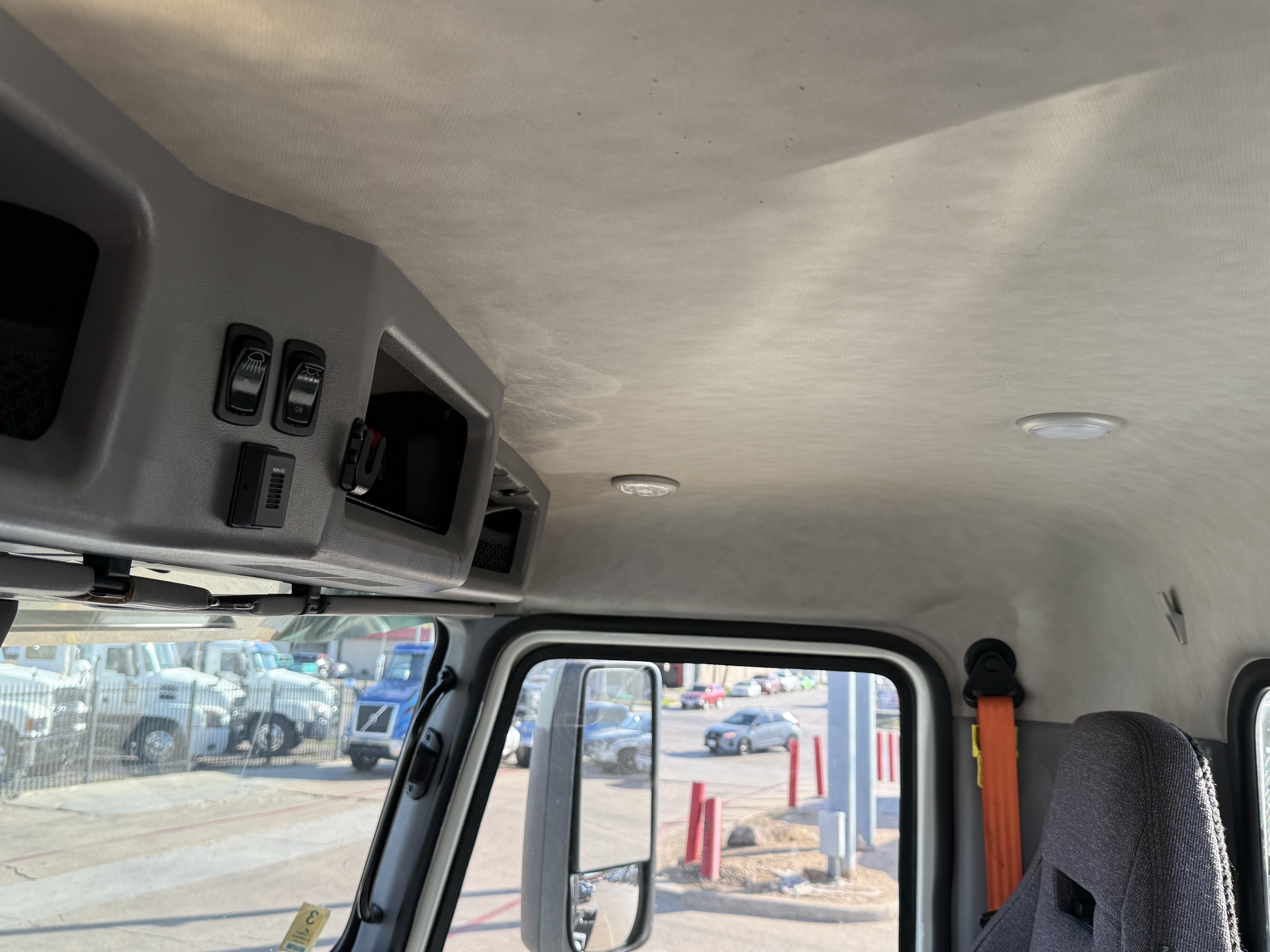 2021 Mack - image 15