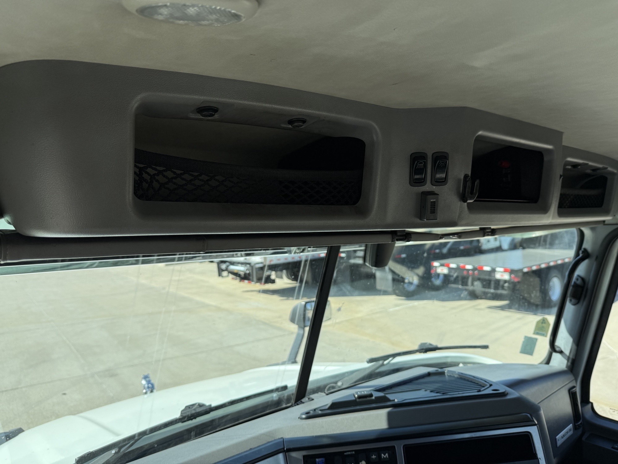 2020 Mack - image 22