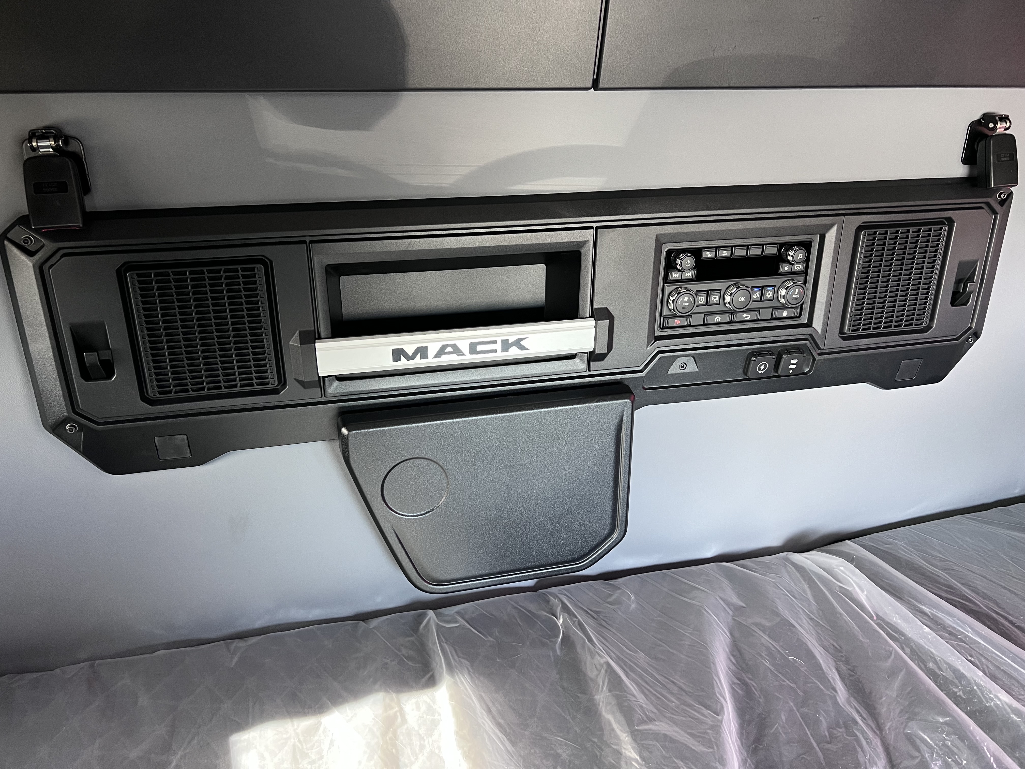 2026 Mack - image 22