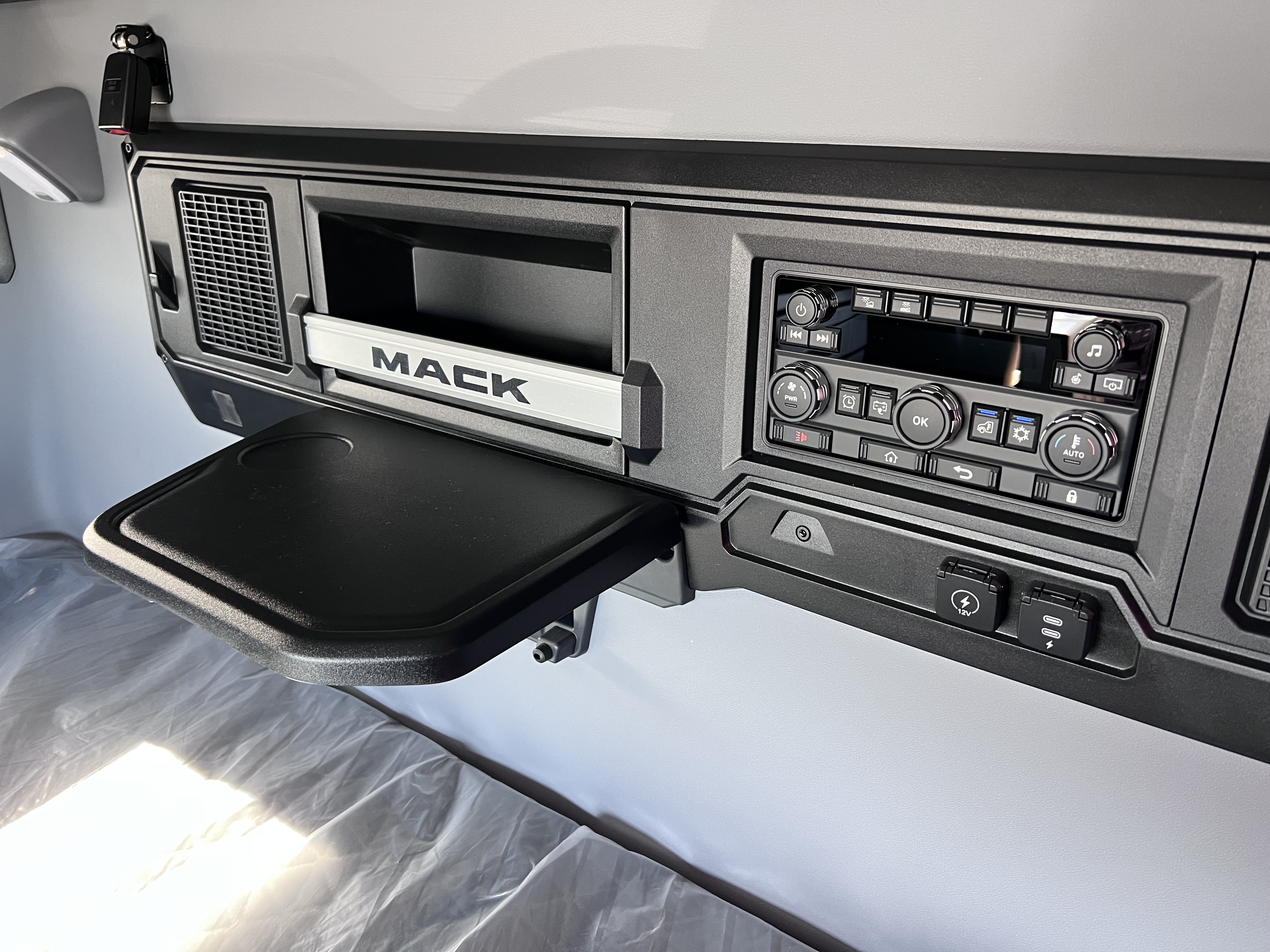 2026 Mack - image 23