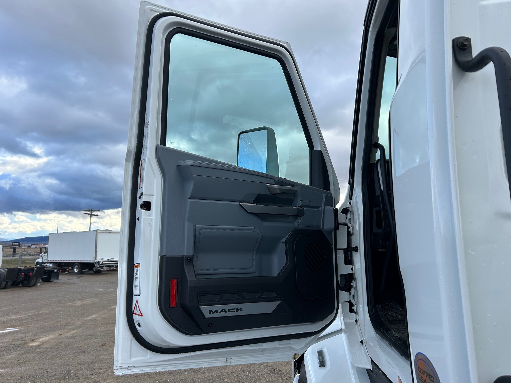 2026 Mack - image 11