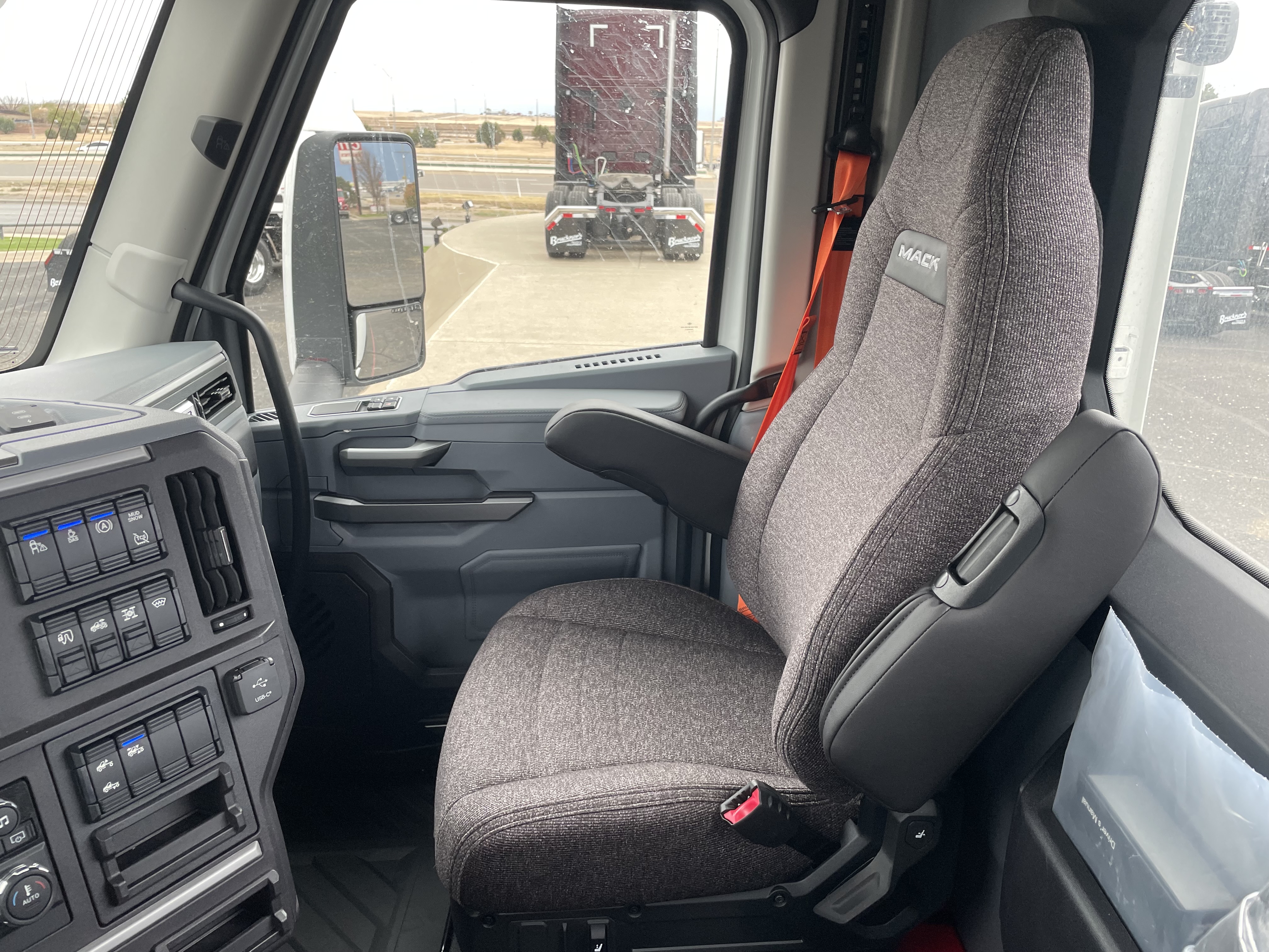 2026 Mack - image 12