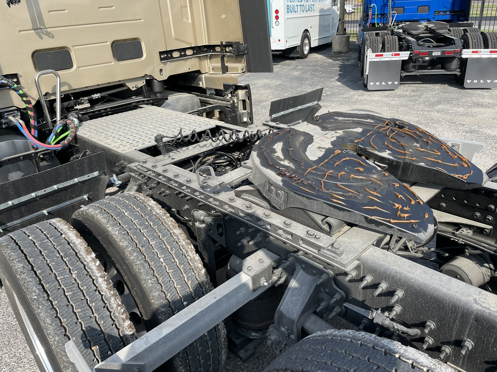 2026 Volvo - image 6