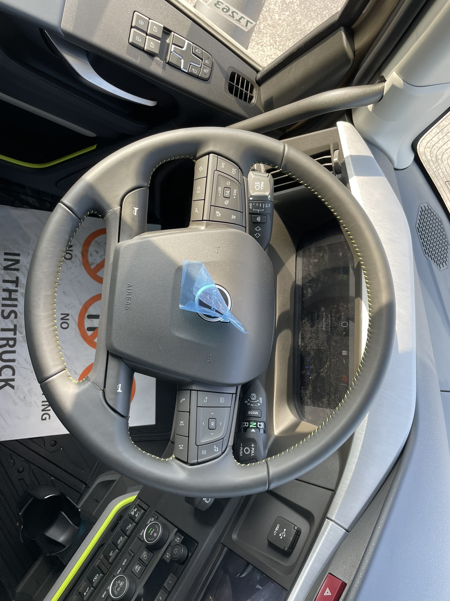 2026 Volvo - image 16