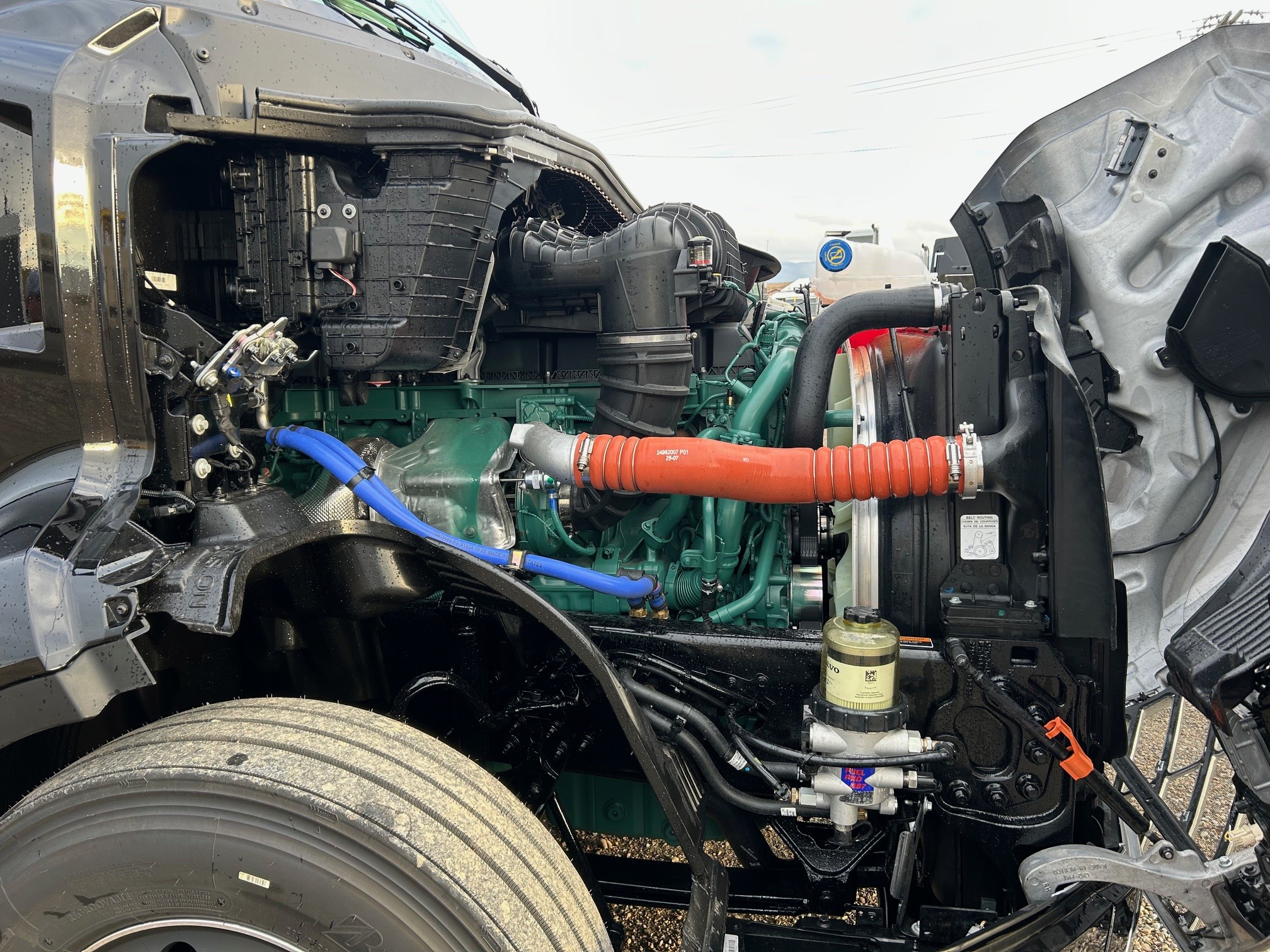 2026 Volvo - image 22