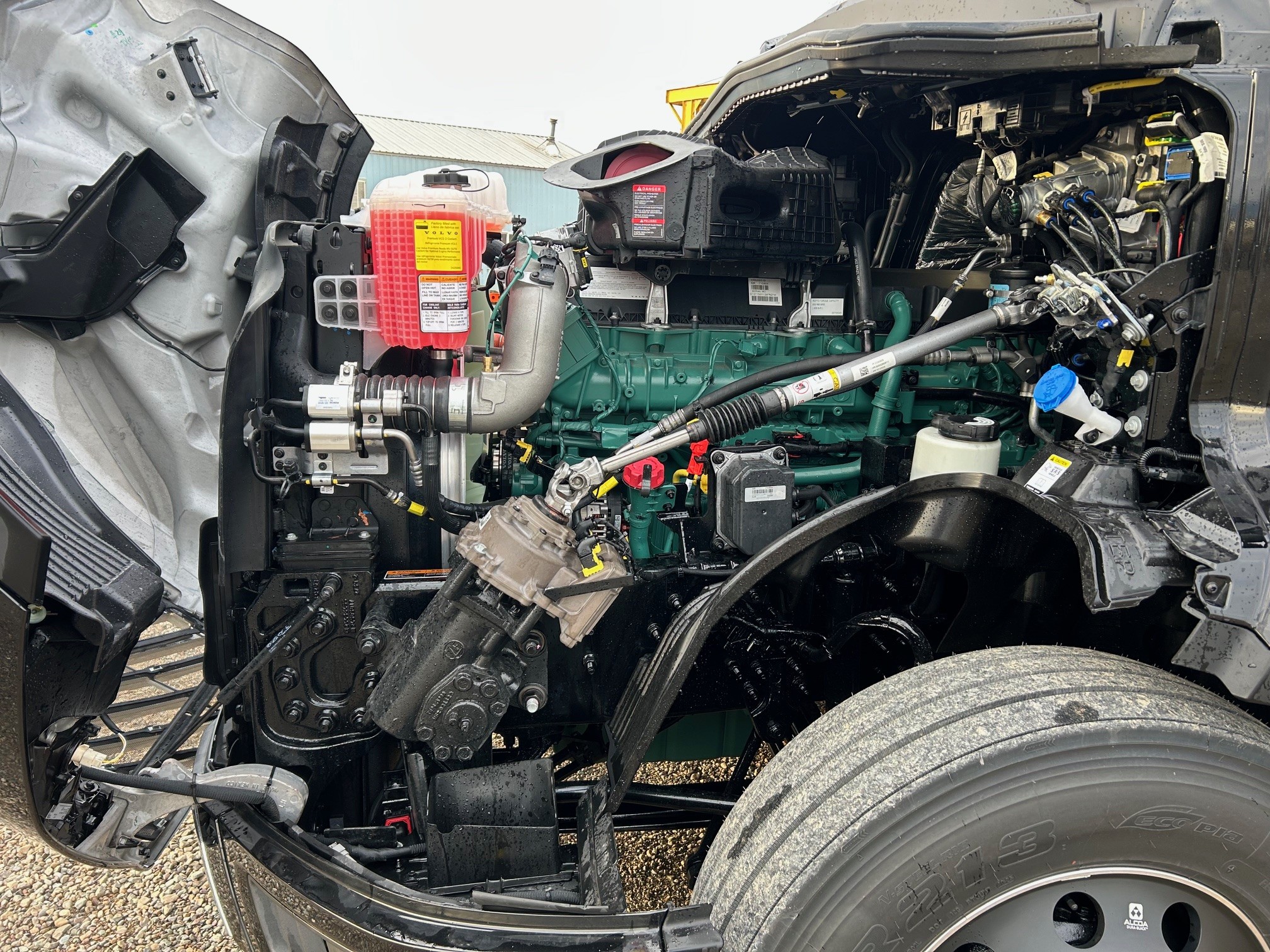 2026 Volvo - image 21