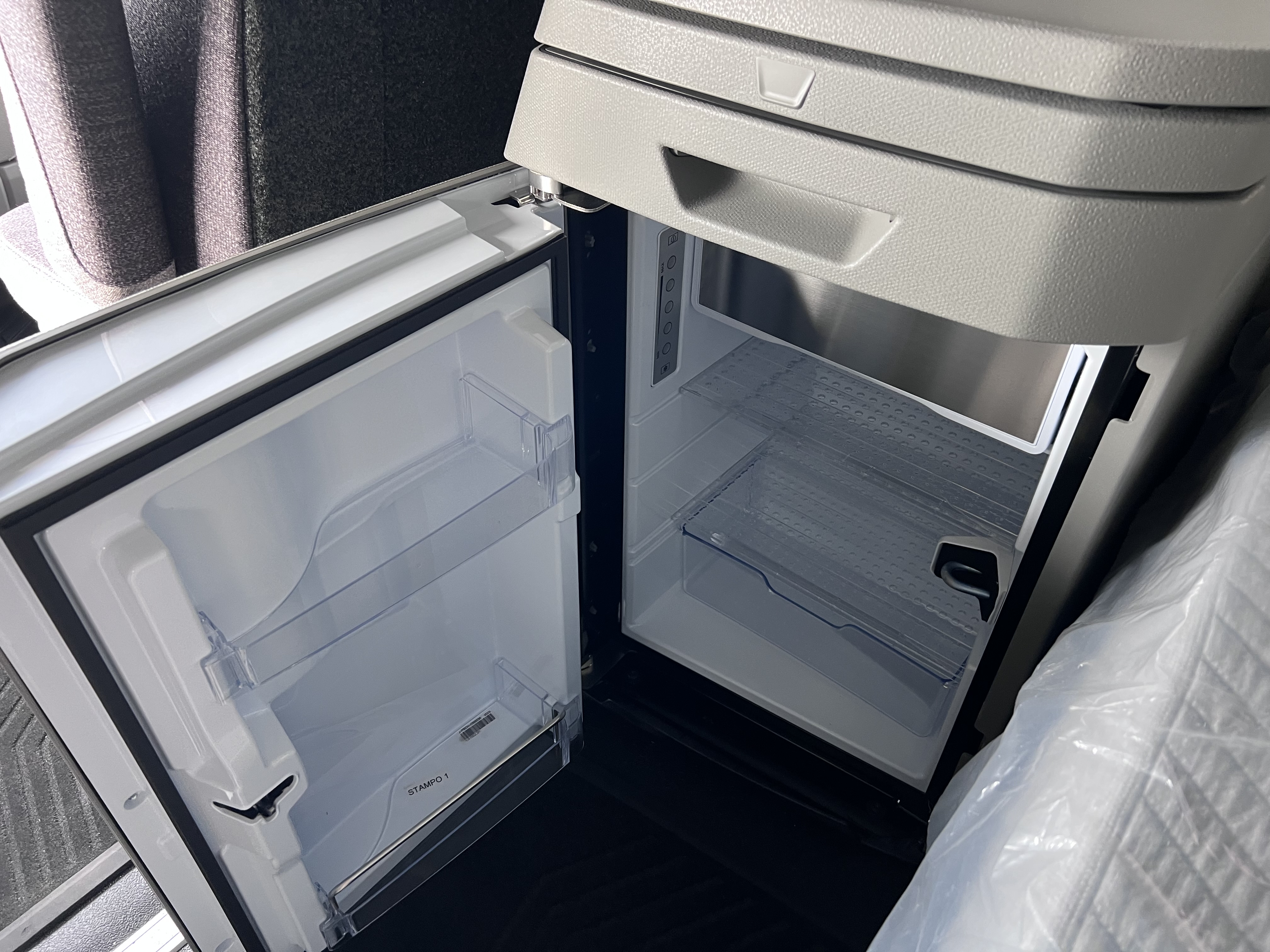 2026 Volvo - image 17