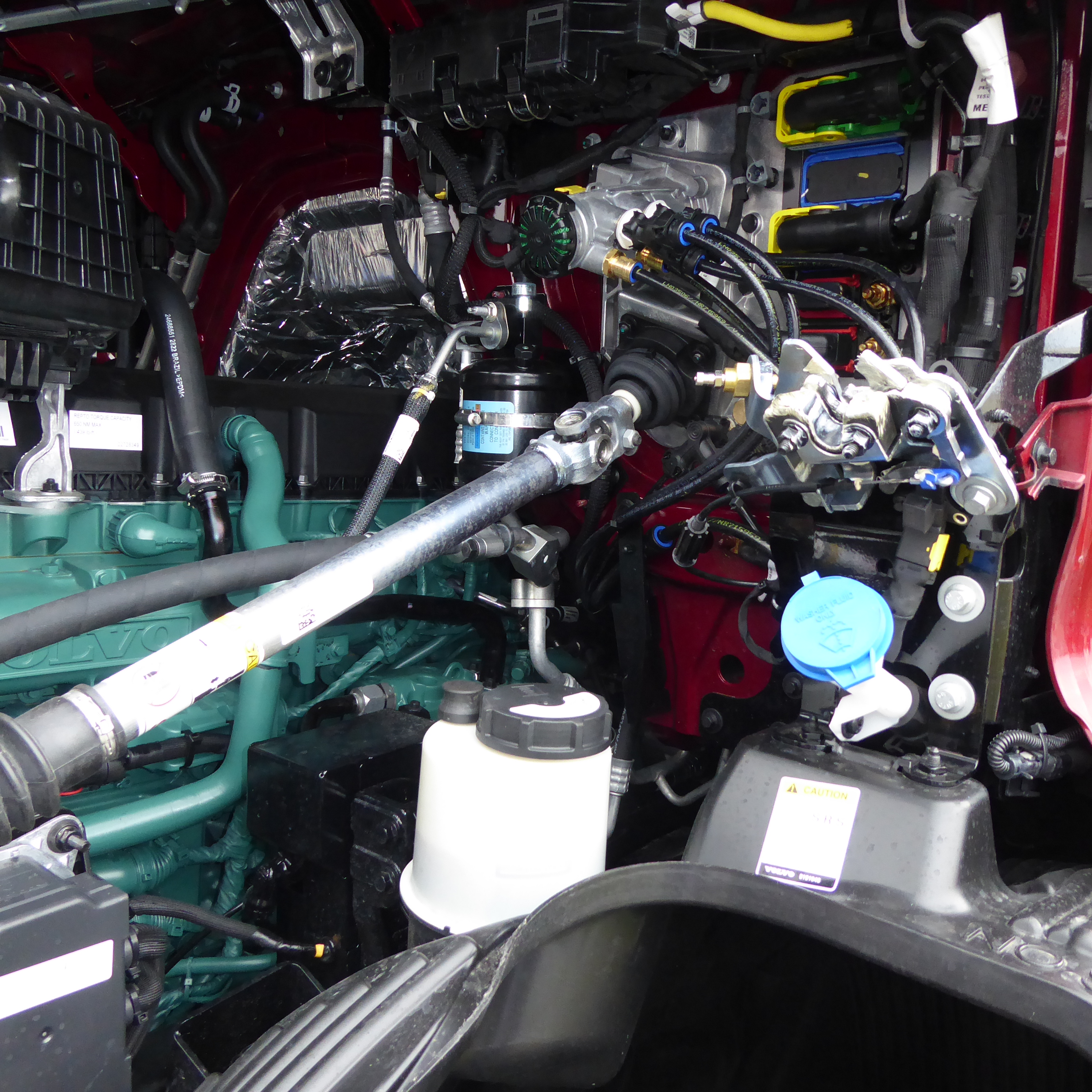 2026 Volvo - image 24