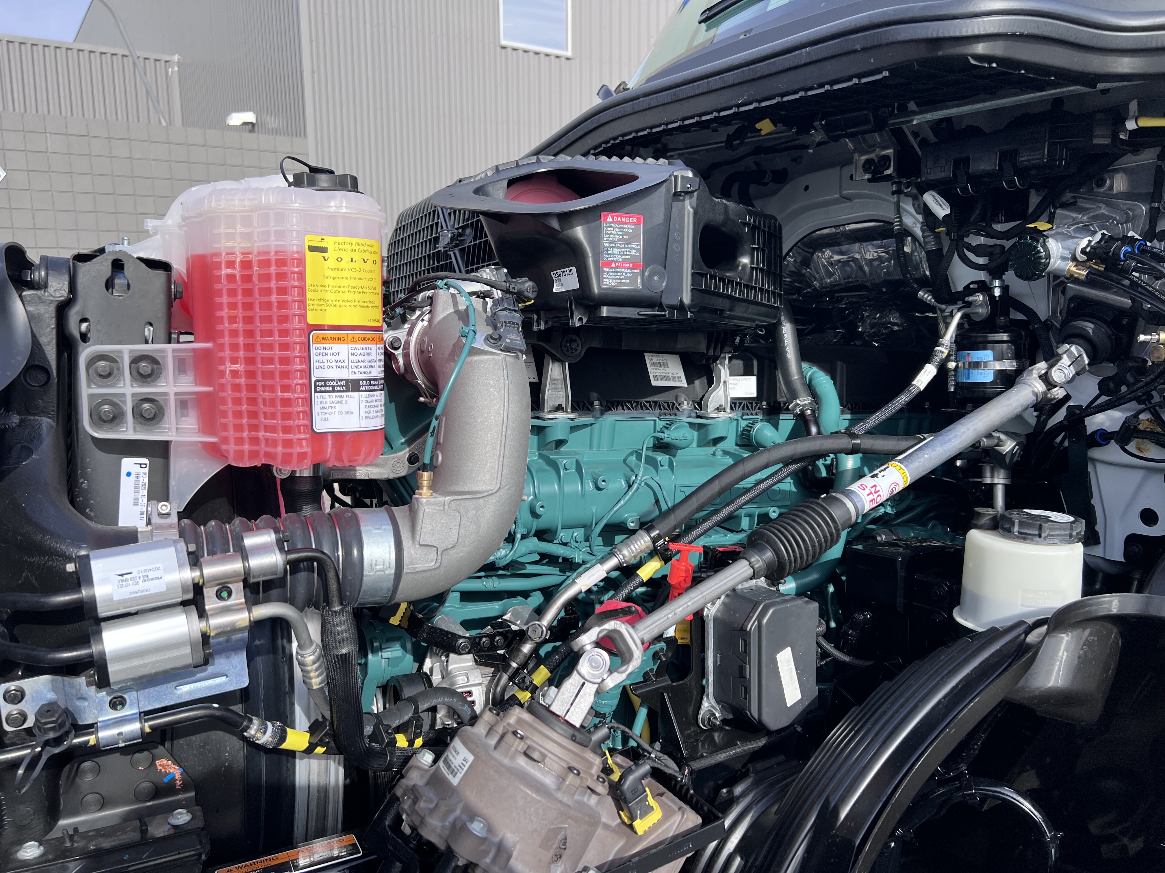 2026 Volvo - image 11