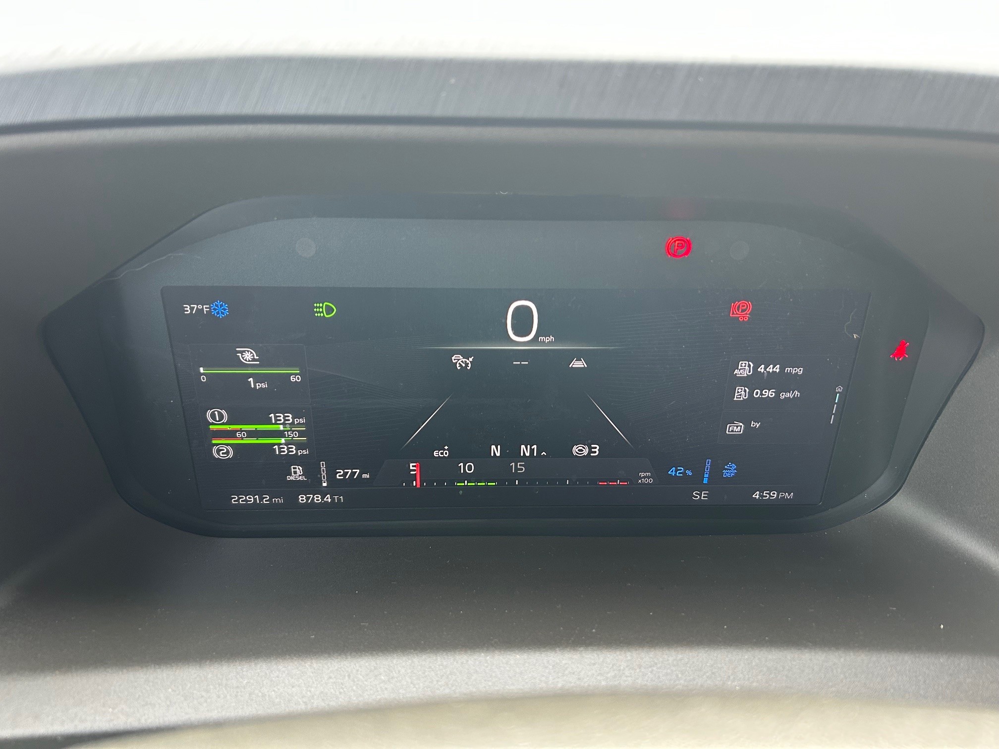 2026 Volvo - image 14