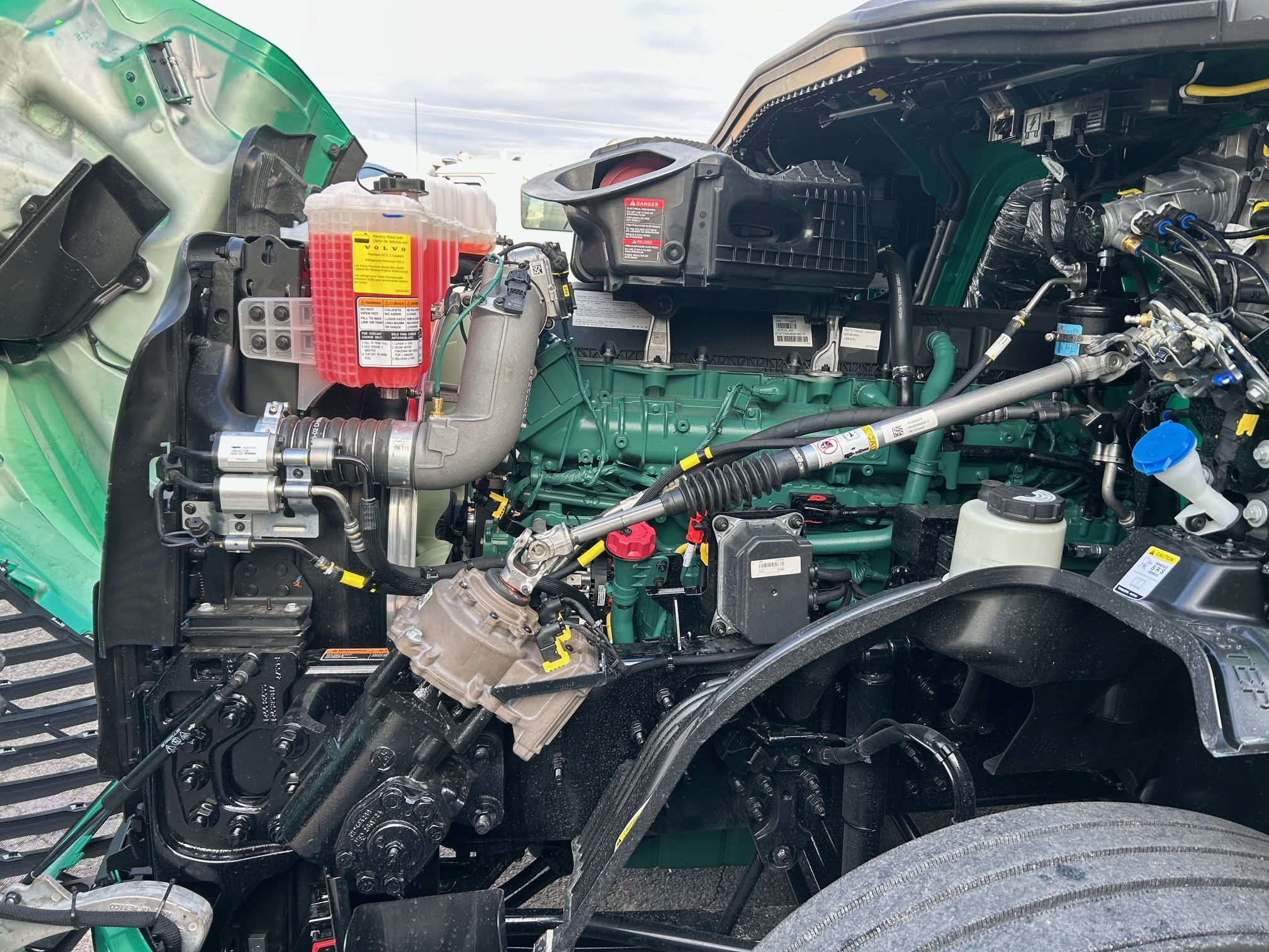 2026 Volvo - image 17