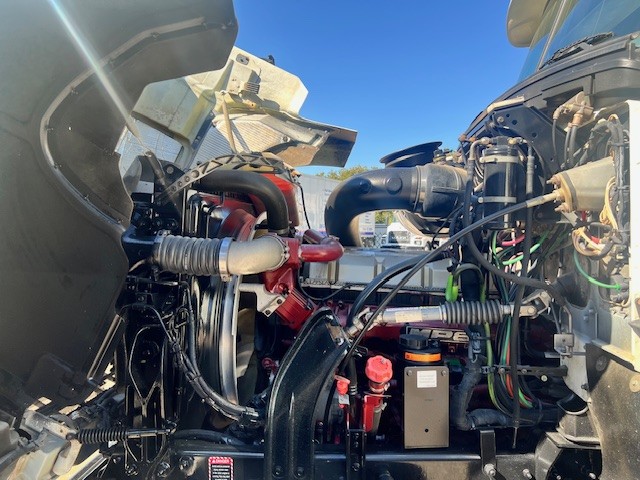 2017 Mack - image 19