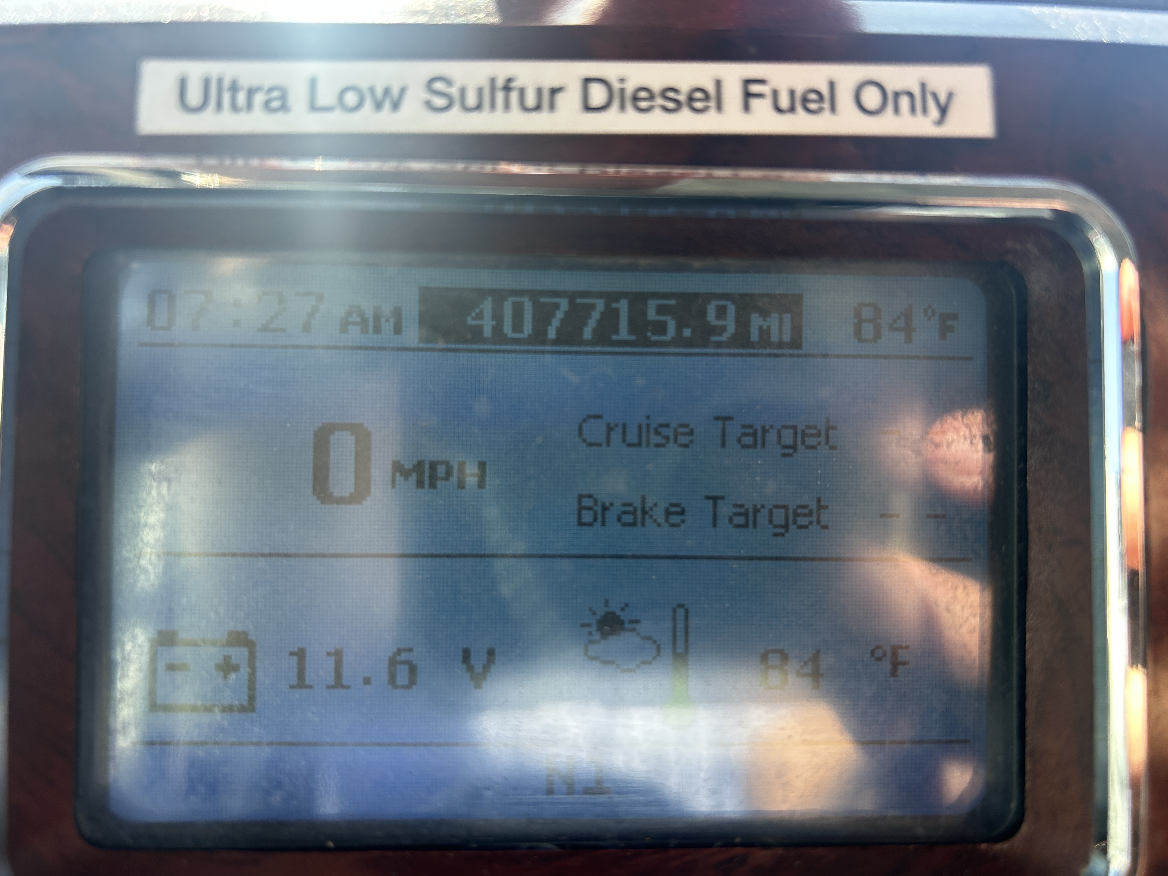 2018 Mack - image 27