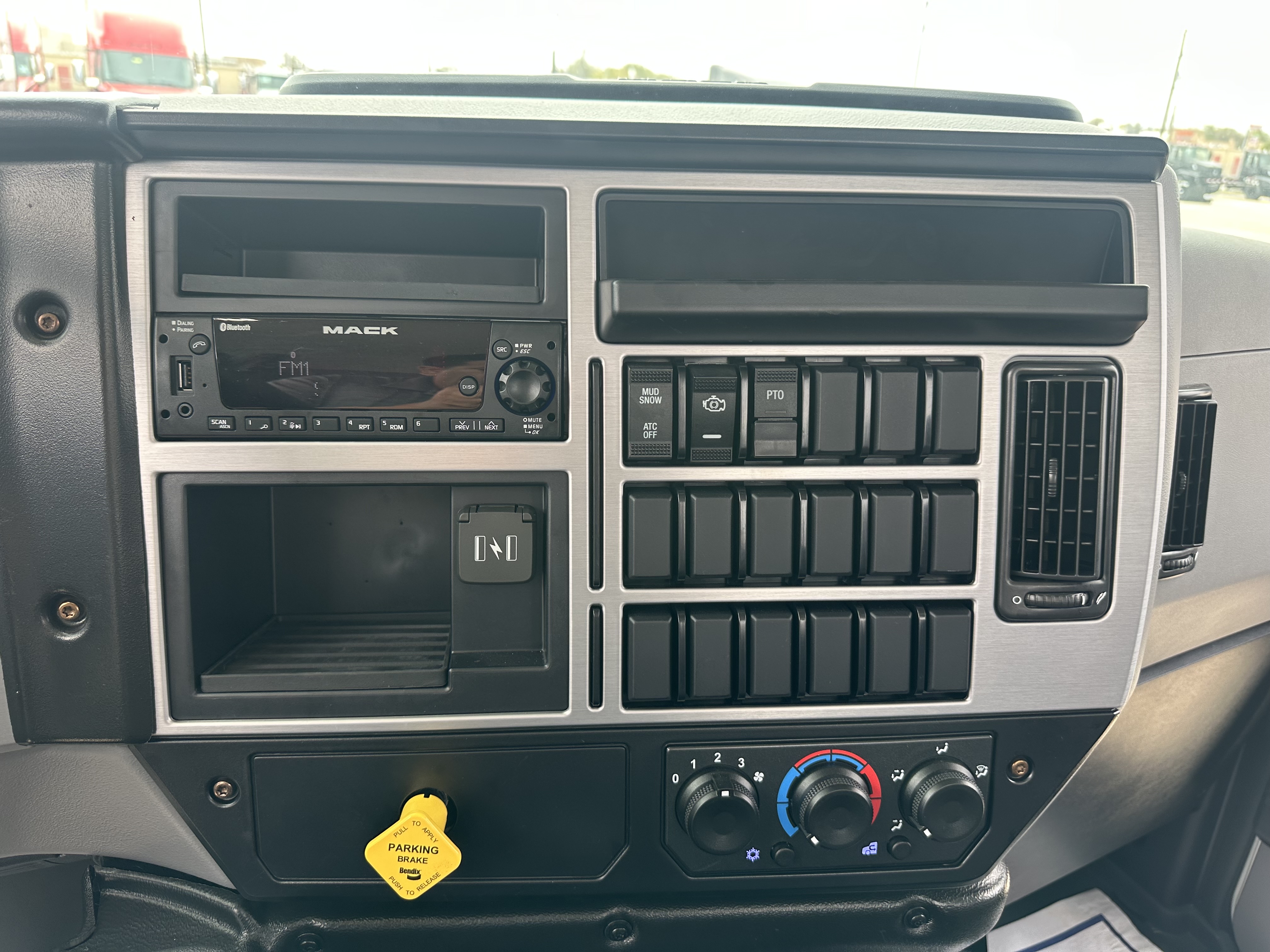 2026 Mack - image 12
