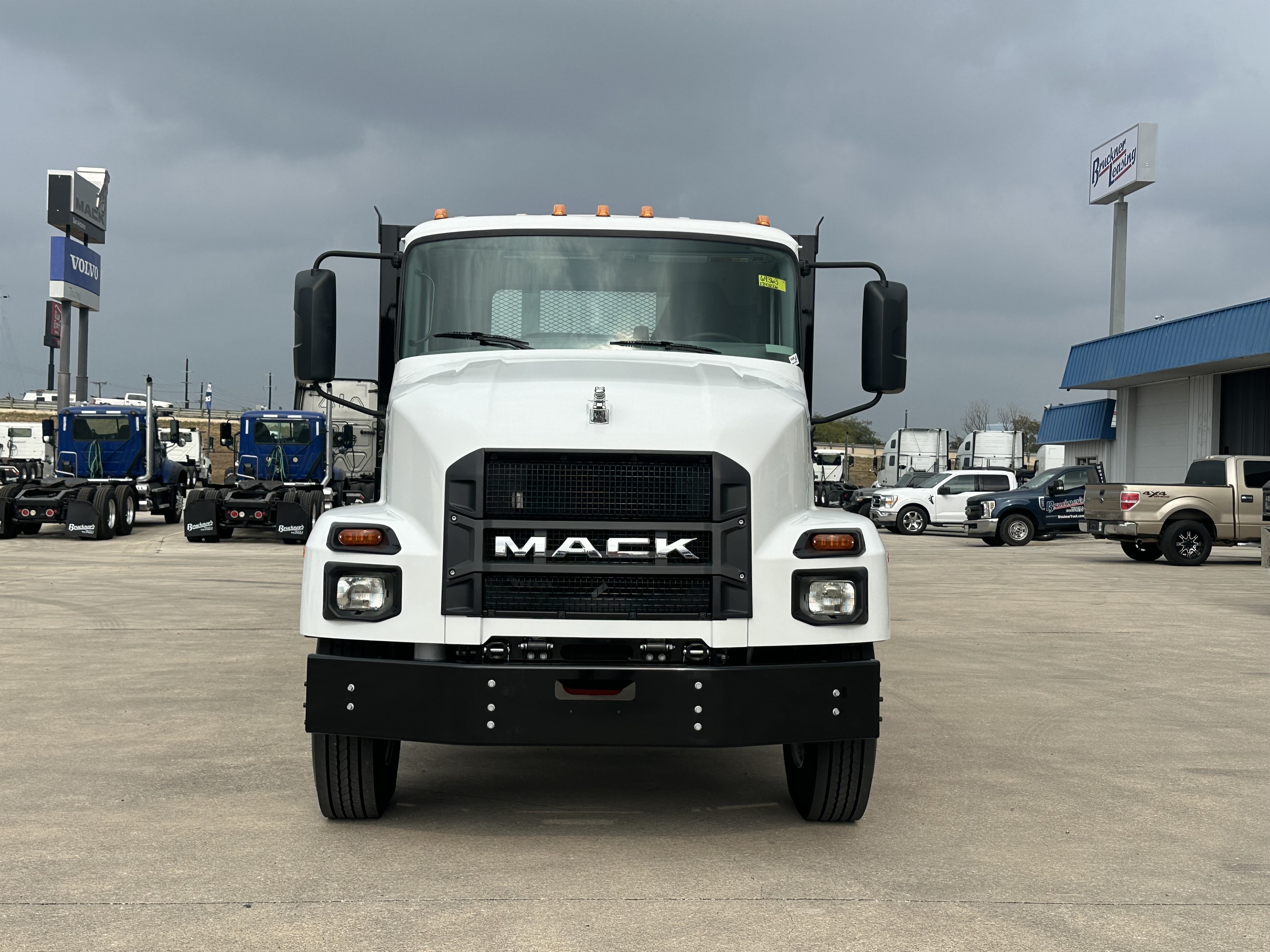 2026 Mack - image 6