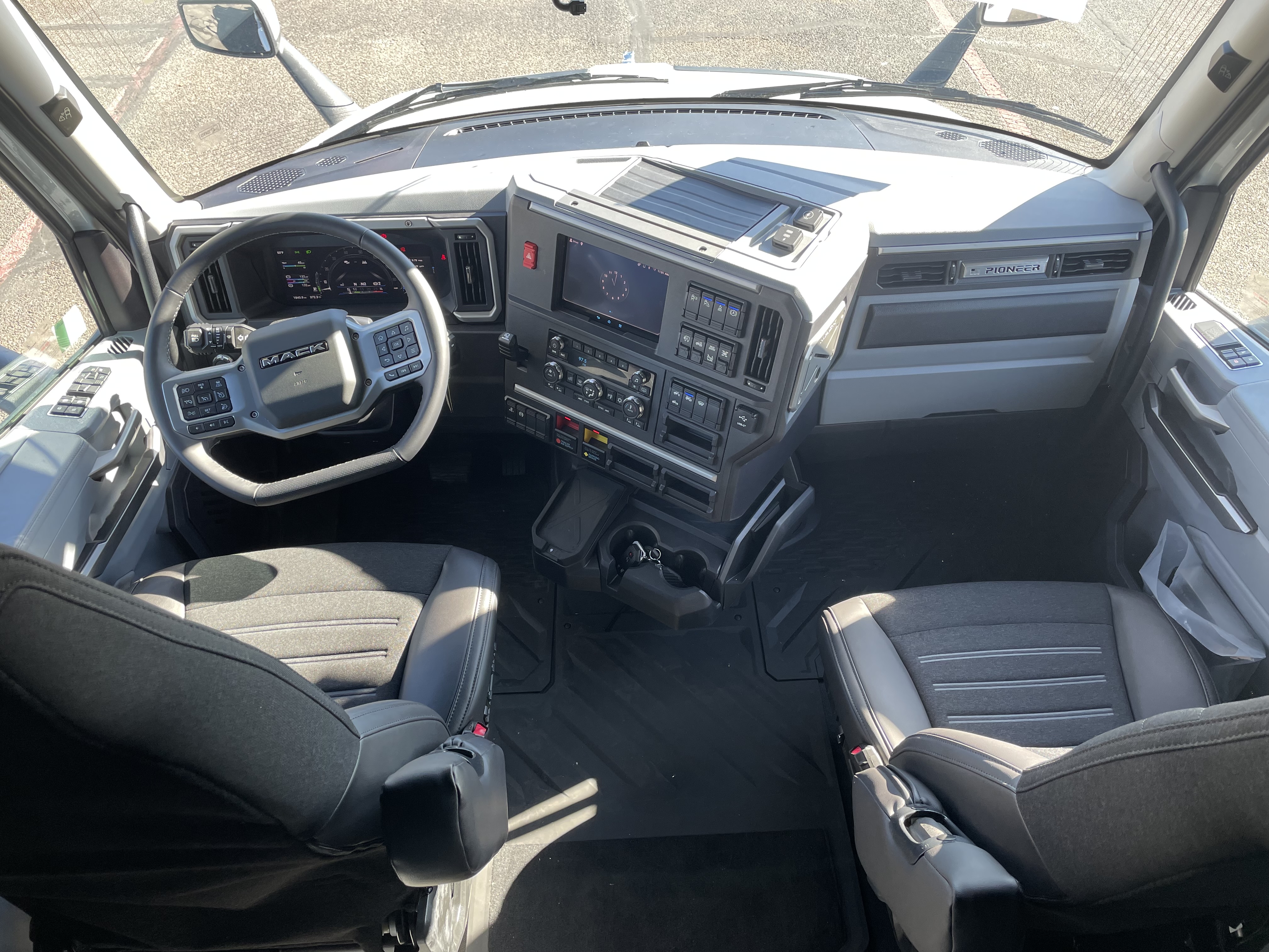 2026 Mack - image 19