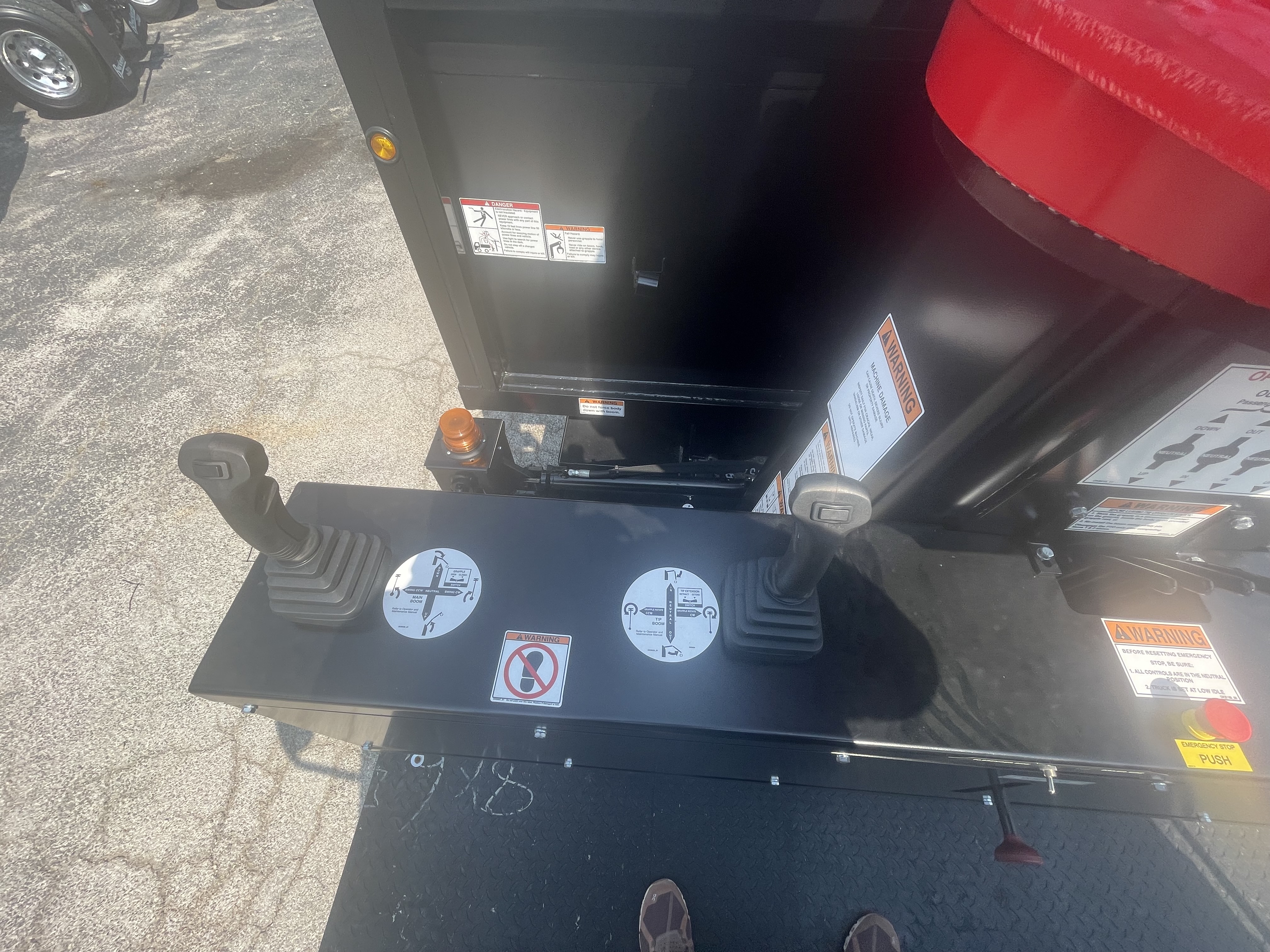 2025 Mack - image 16