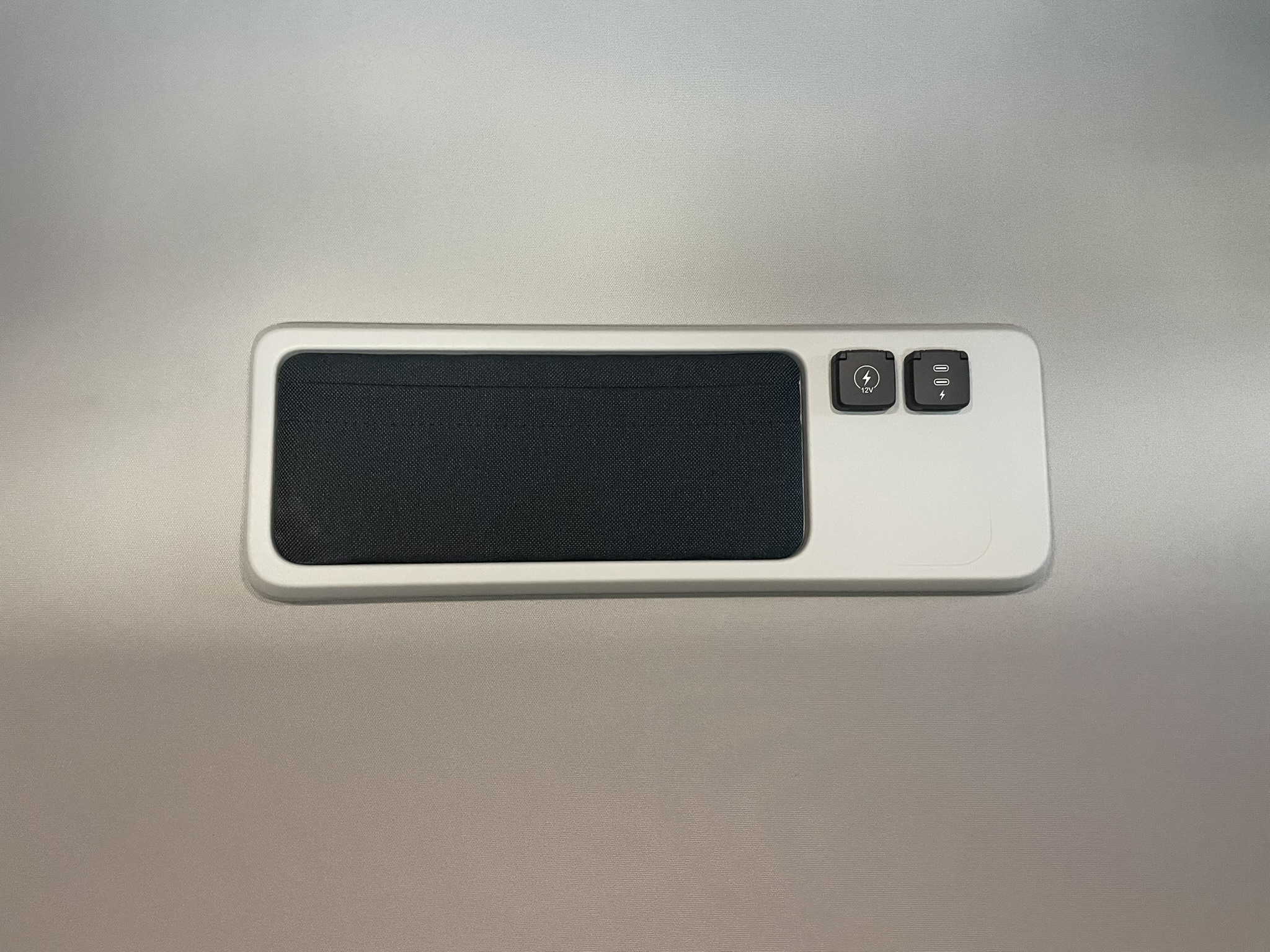 2026 Volvo - image 21